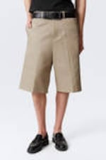 Beige - Locker geschnittene Anzugshorts - 1