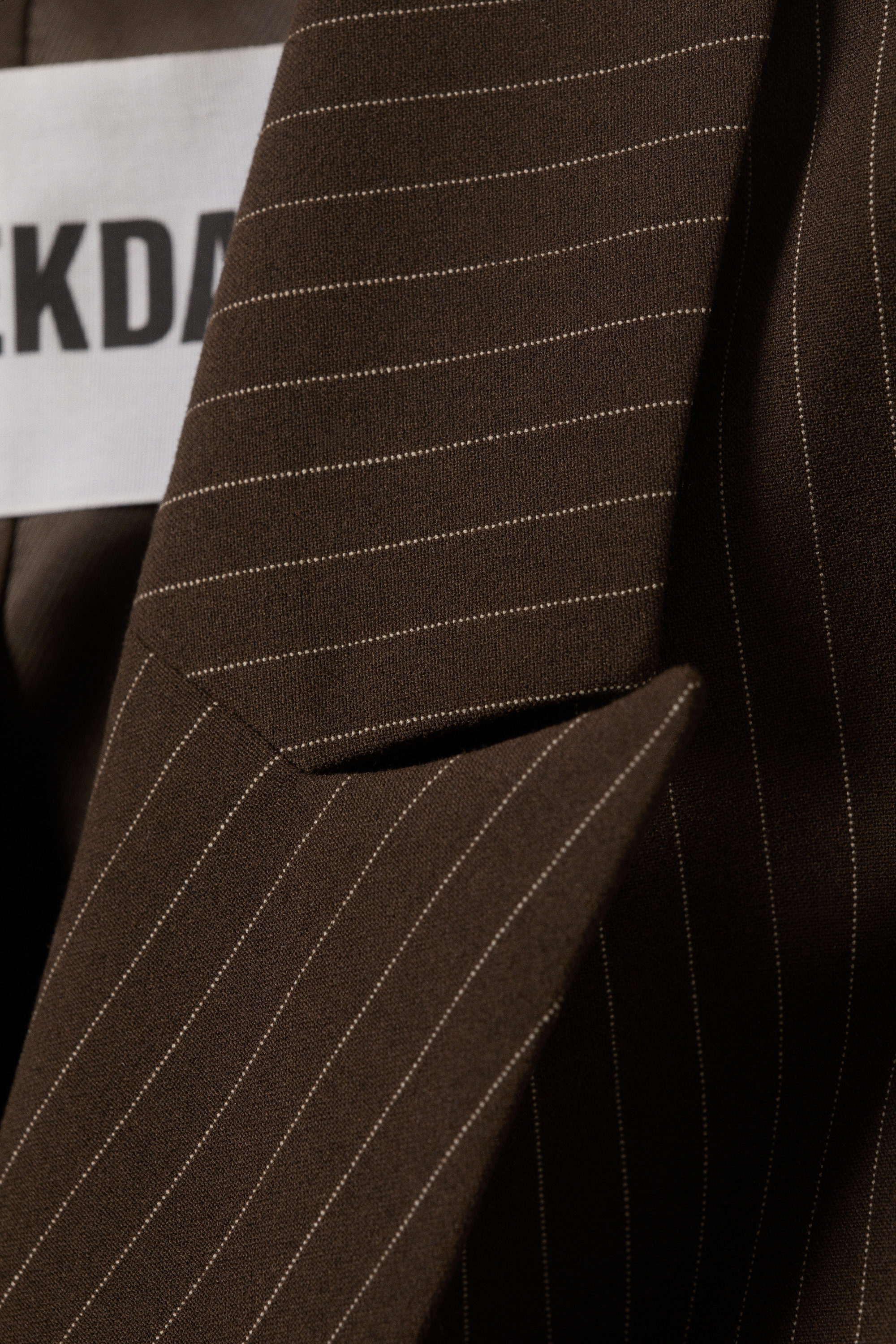 Marron foncé - Rayures fines - Blazer court ajusté - 4