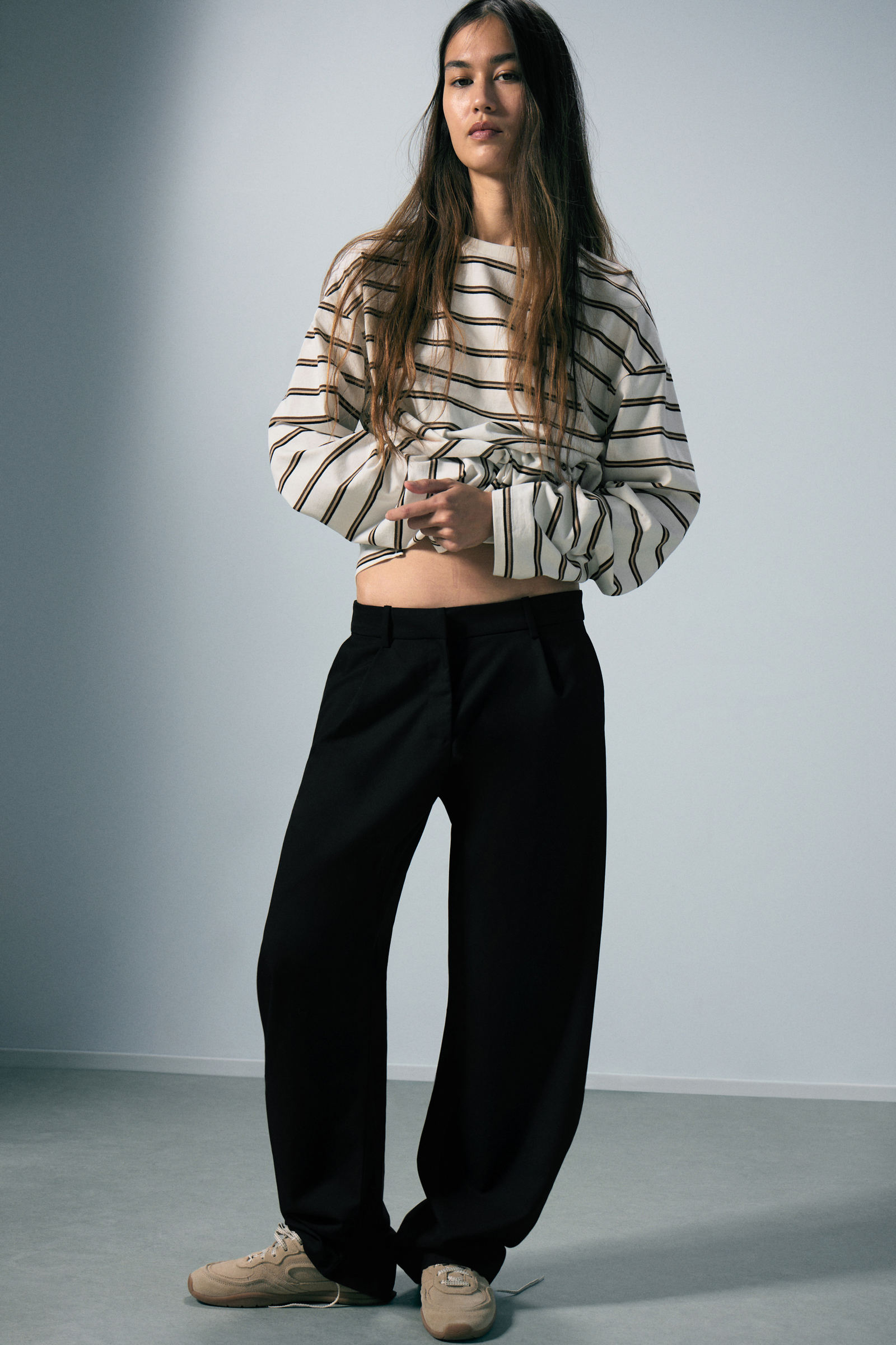 Loose Fit Barrel Leg Suiting Trousers