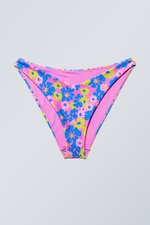 Gemalte Blumen - Bedruckte Bikinihose mit tiefem Bund - 0