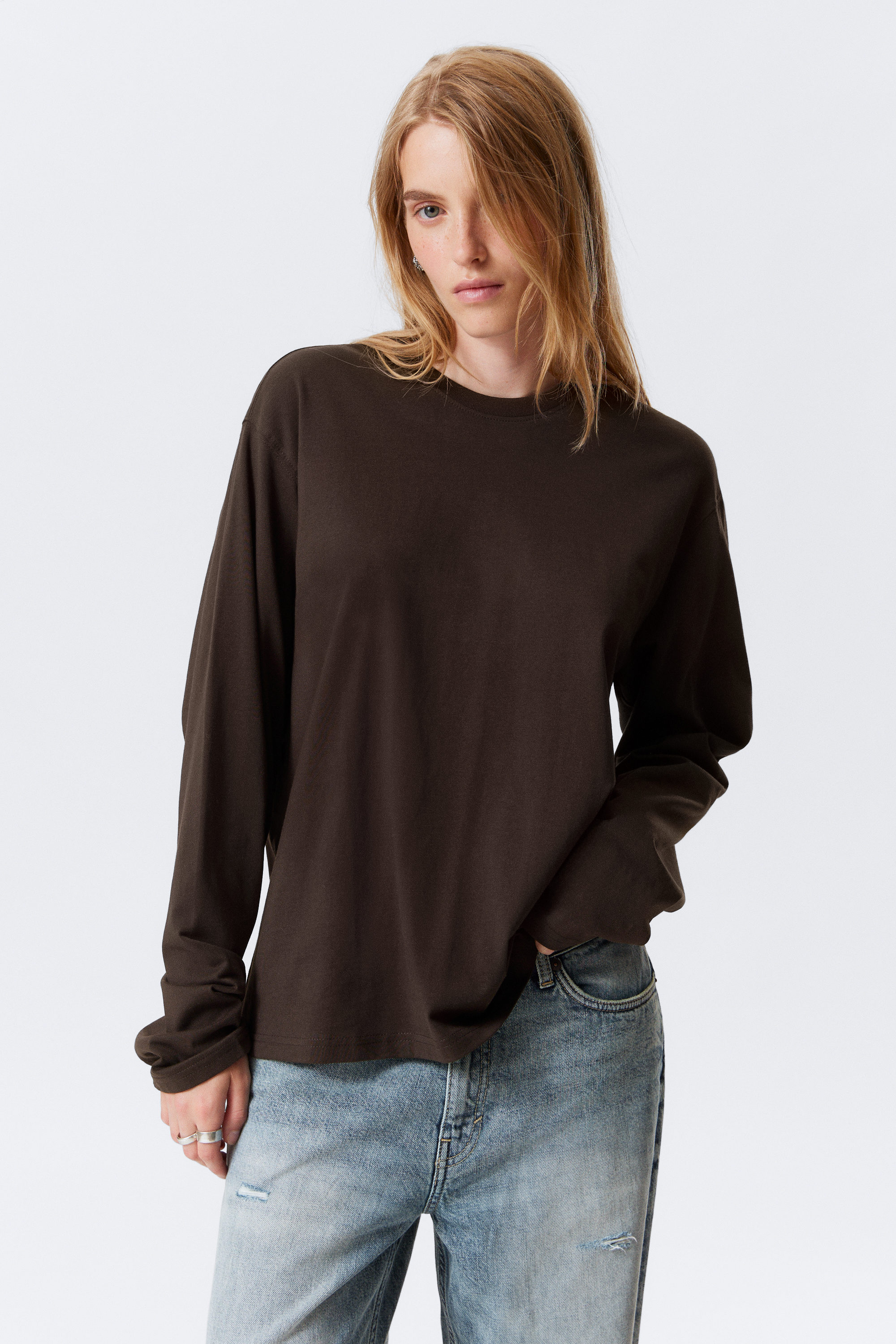Dark Brown - Long-Sleeved Boxy Cotton T-shirt - 1