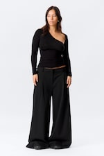 Black - Super Wide Pleated Suiting Trousers - 0