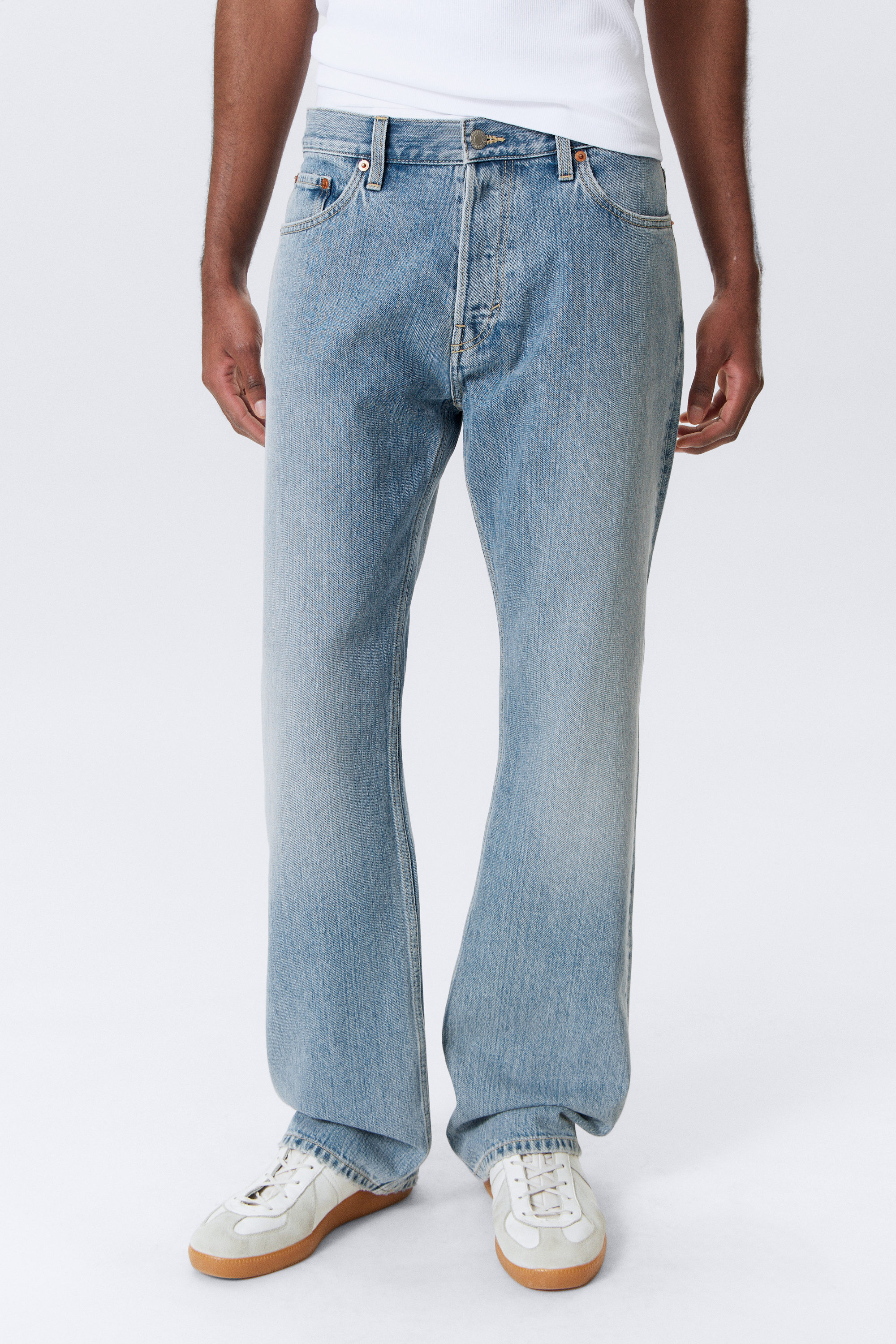 Blue Fade - Medium Blue - Meteor Low Rise Relaxed Straight Leg Jeans - 2