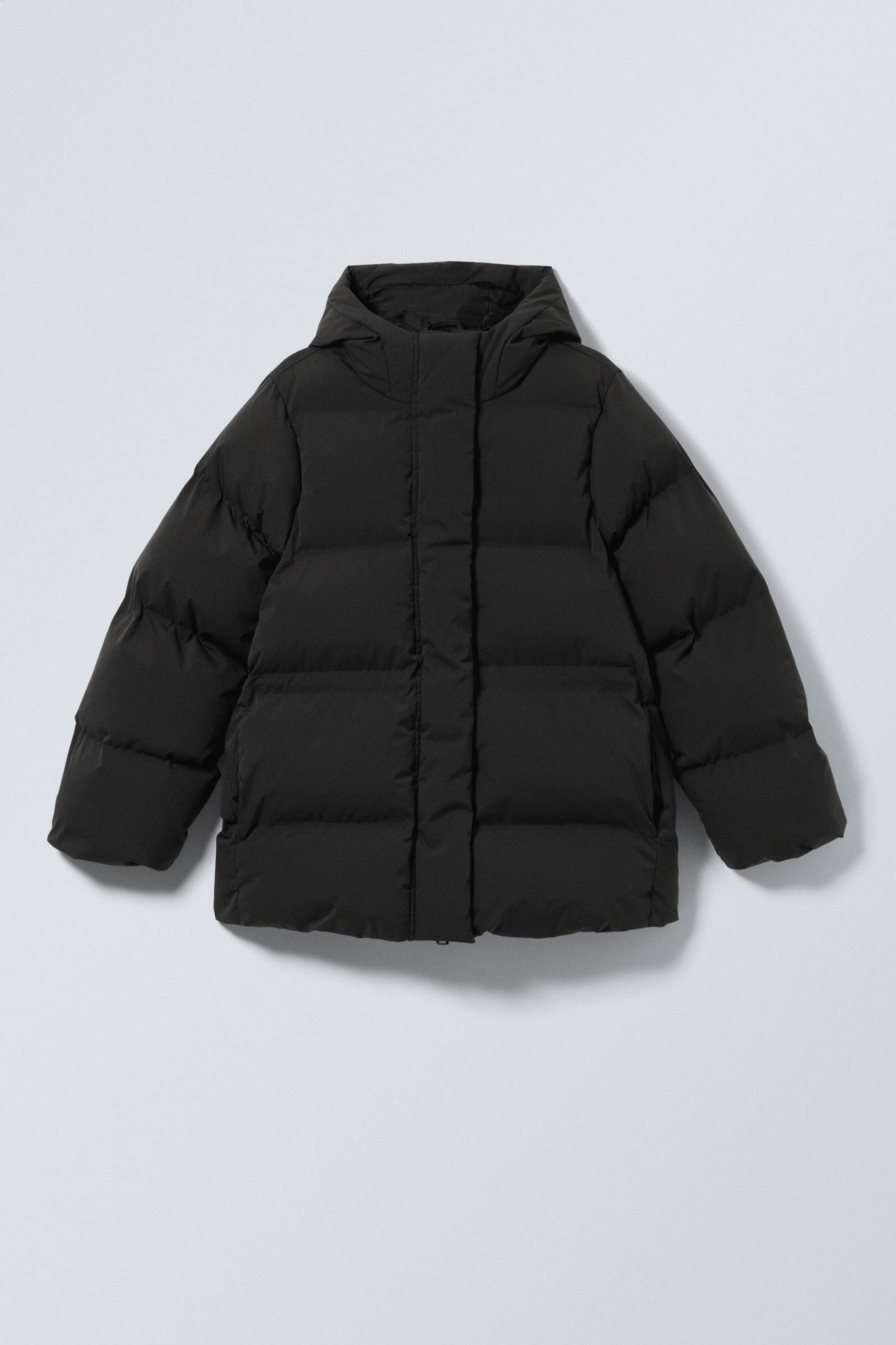 Schwarz - Taillierte Pufferjacke - 0