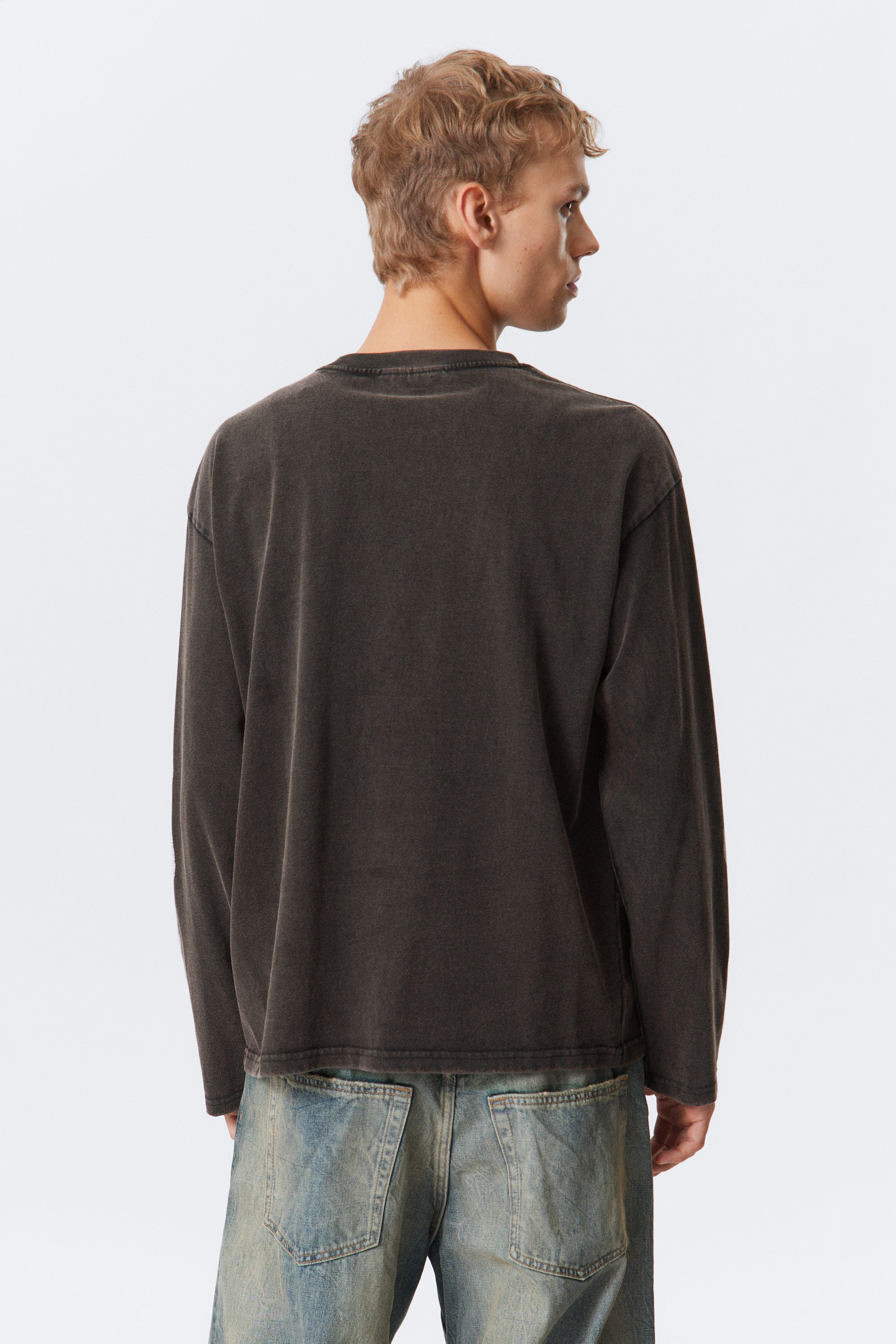 Washed Black - Skull Flame - Great Boxy Graphic Long Sleeve T-shirt - 3