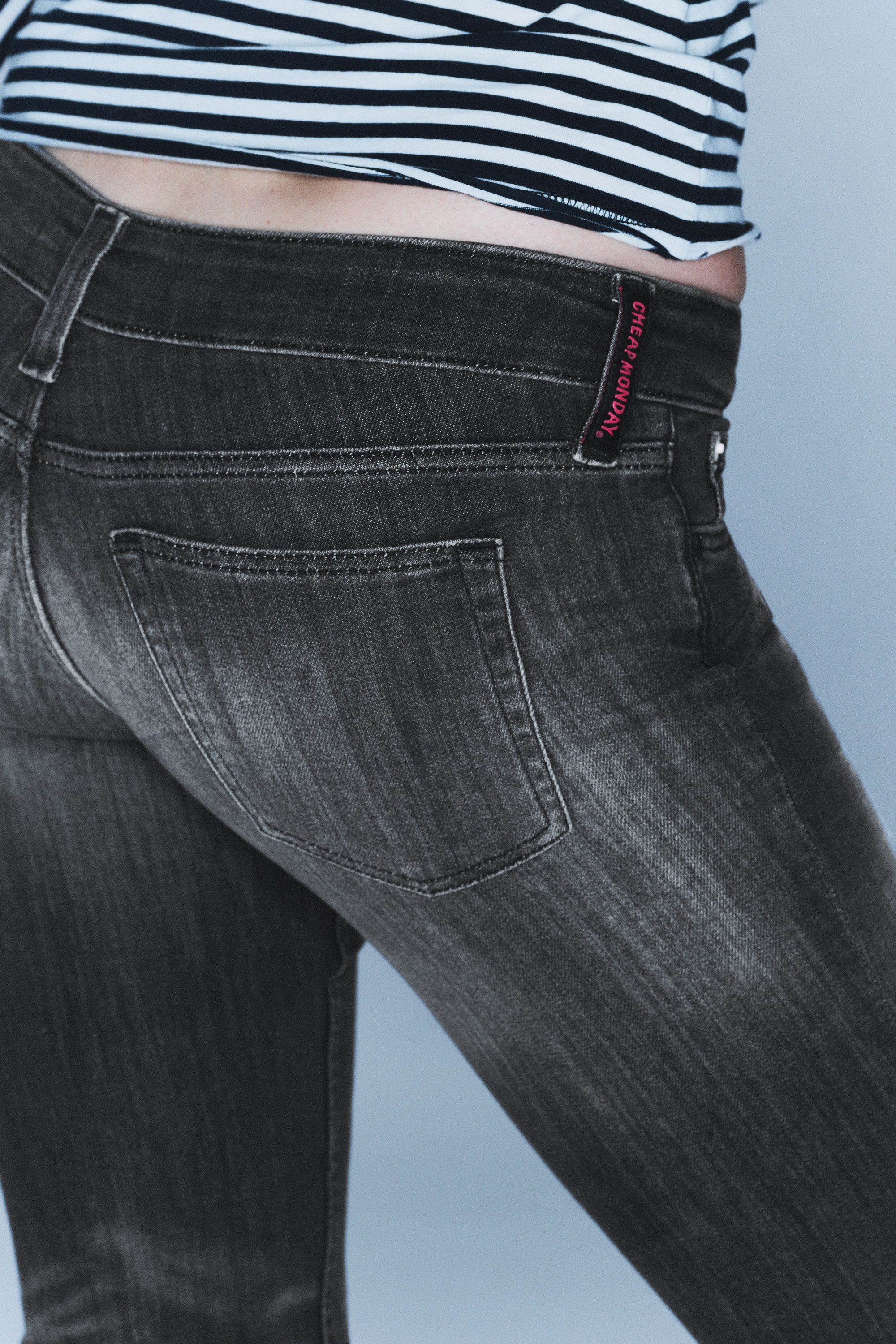 Swab Black - Sleezie Low Waist Skinny Straight Jeans - 2