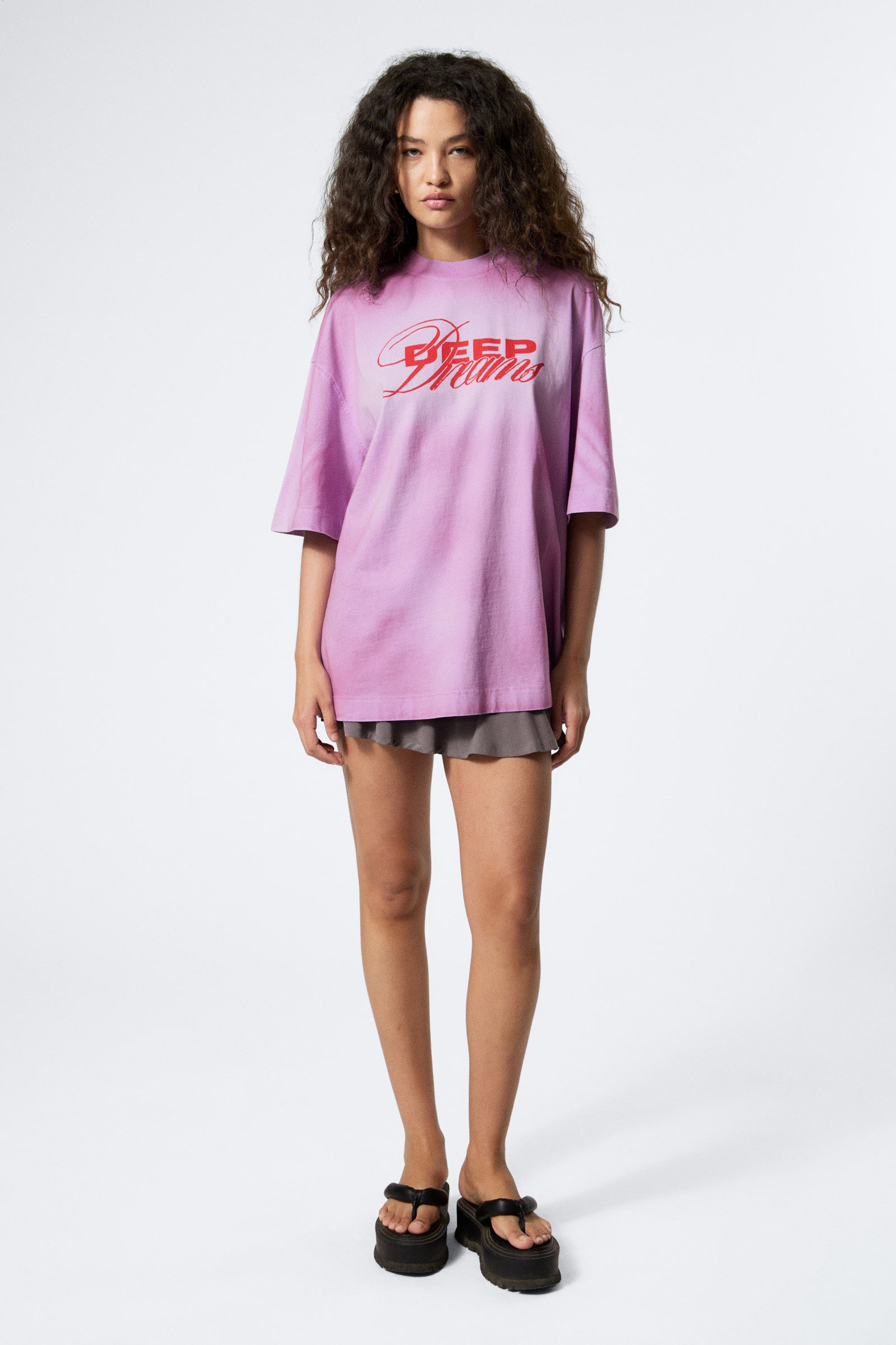 #BAB1D3 - Weites Oversize-T-Shirt mit Print - 2