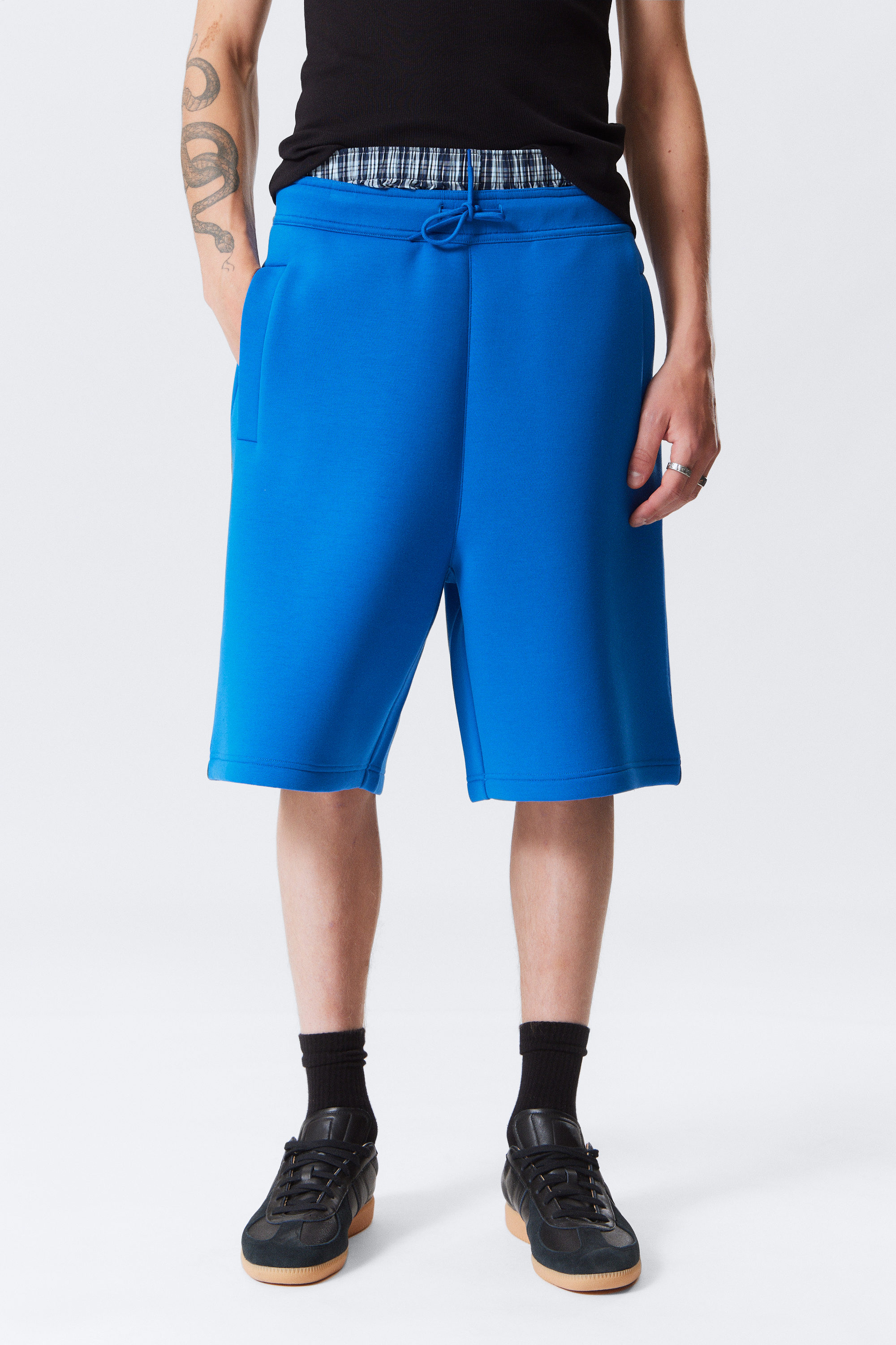 Leuchtendes Blau - Locker geschnittene Scuba-Shorts - 2