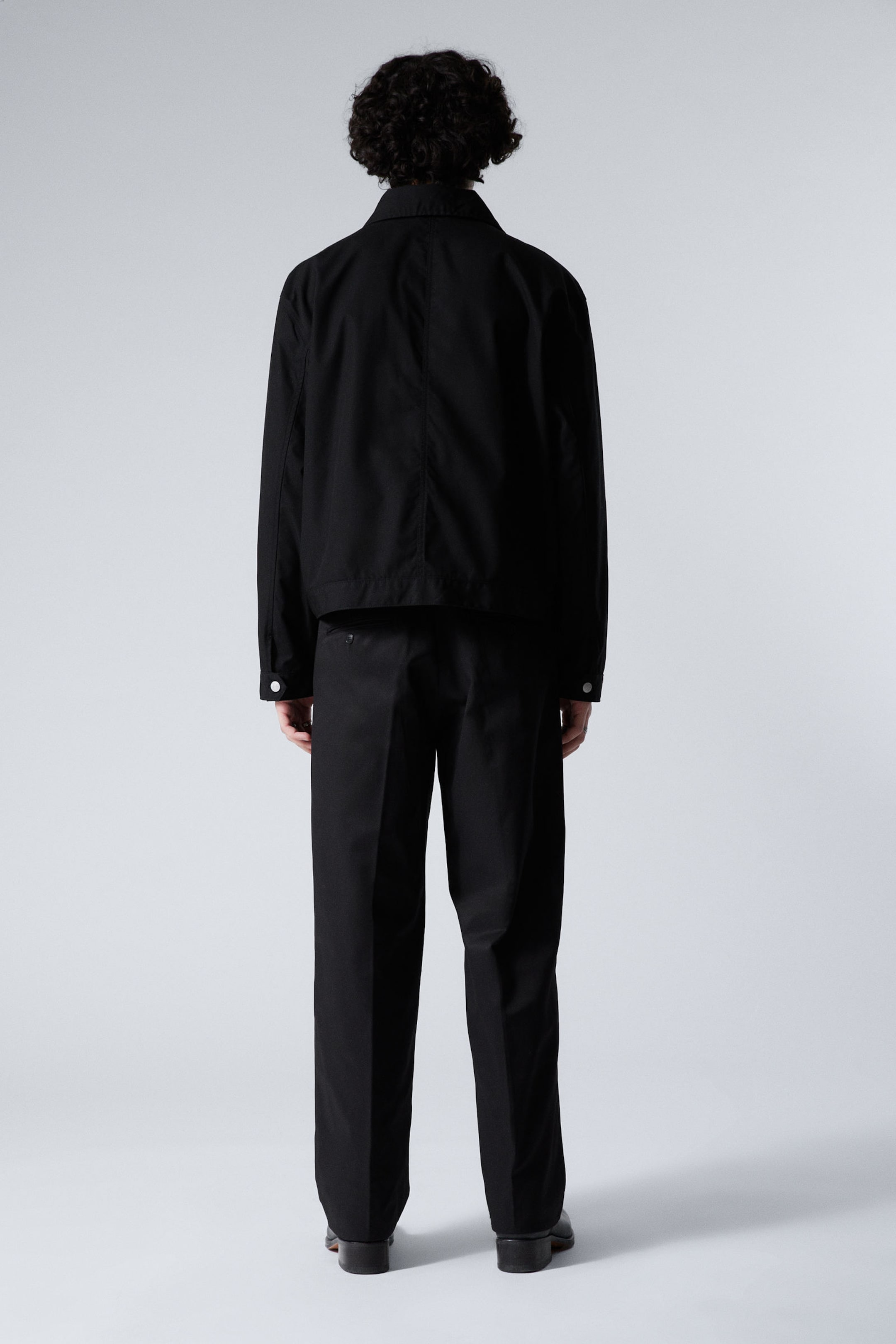 Zwart - Minimalistisch jack met rits - 2