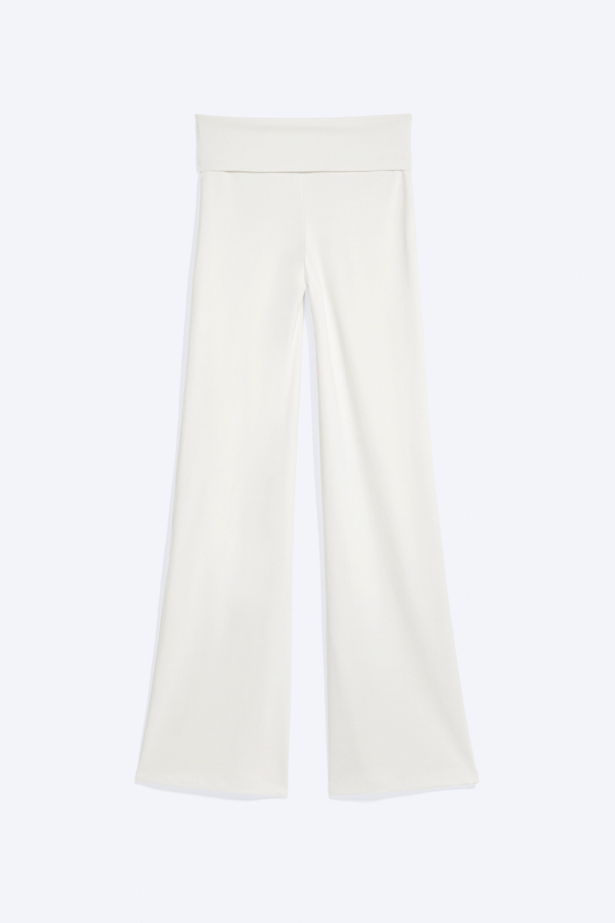 Weiß - Flared Pyjamahose mit mittelhohem Bund - 1