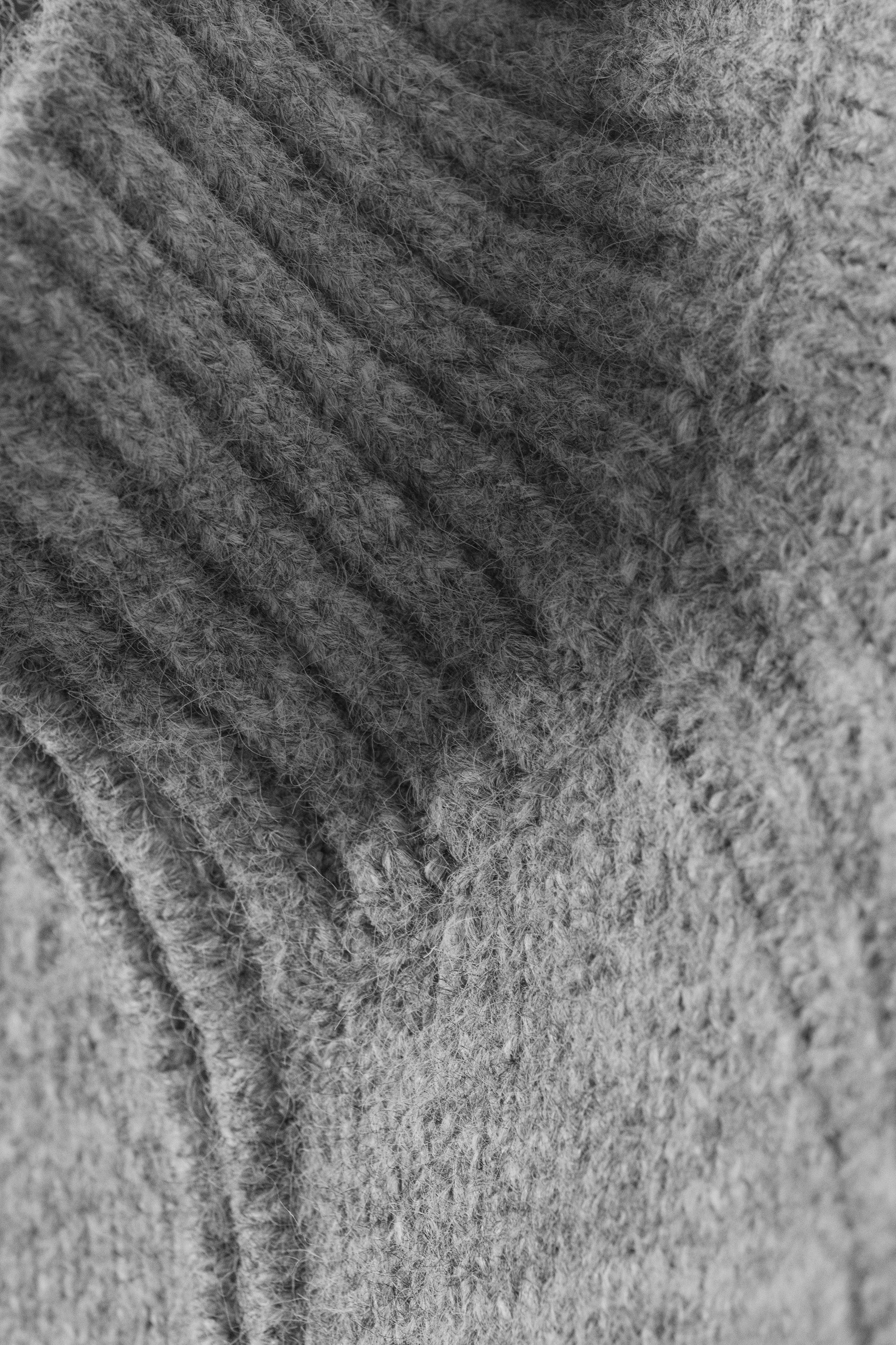 Grey Melange - Soft Knitted Fitted Zip Cardigan - 4