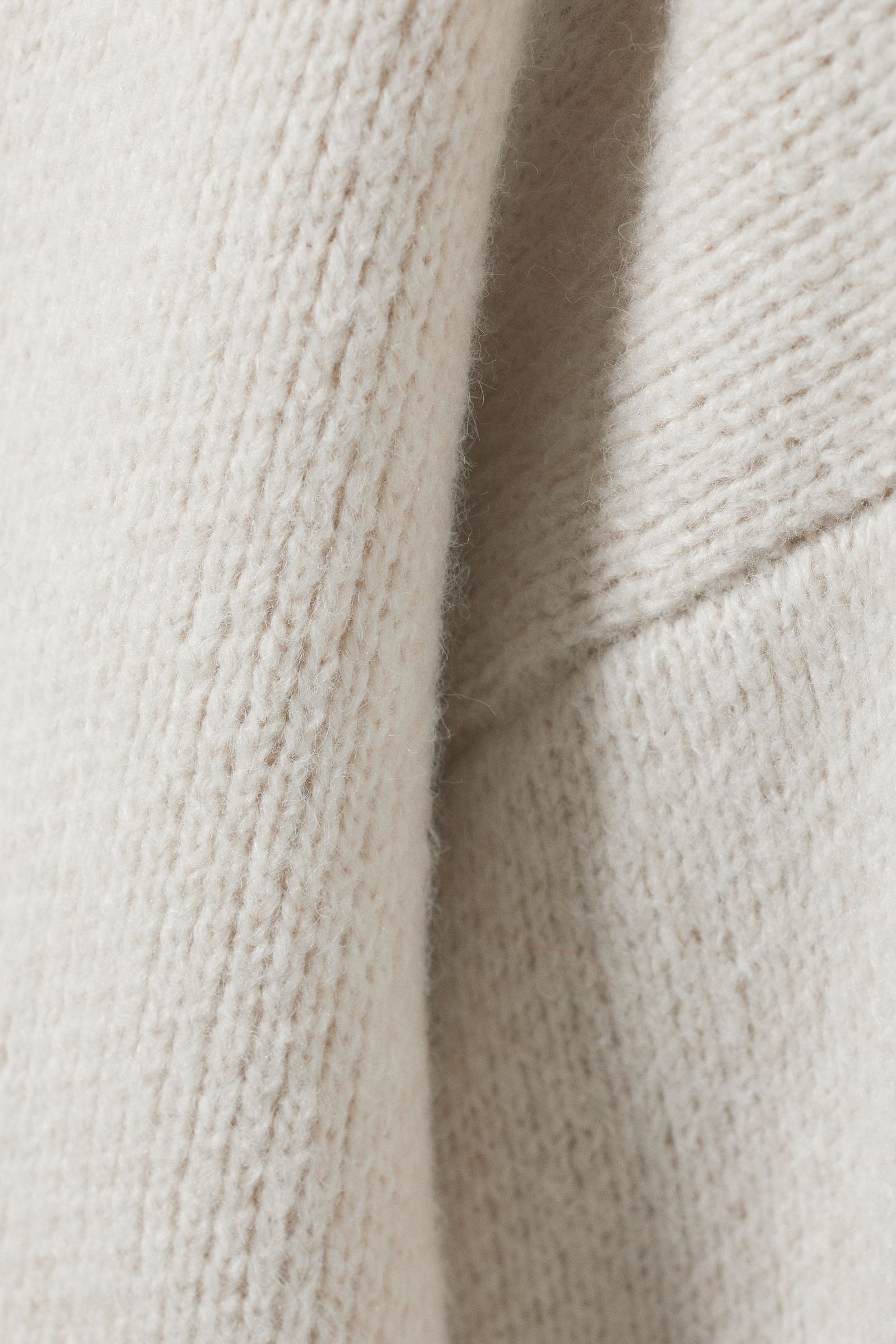 【送料&関税込】Off-White Embroidered Wool Blend Oversize Sw ZW COLLECTION WOOL BLEND TOP - Ecru | ZARA United States