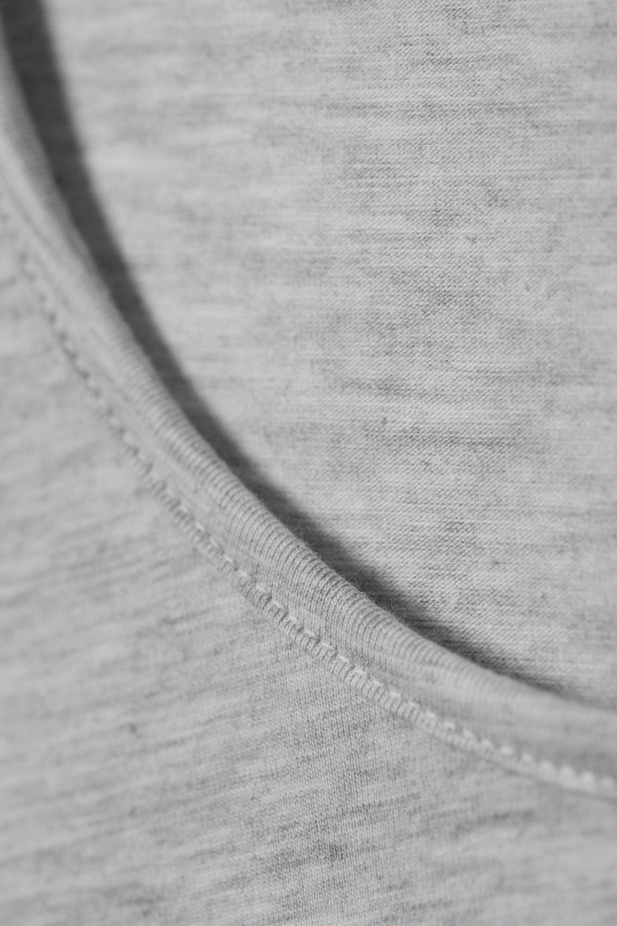 Grey Melange - Långärmad smal topp med rund hals - 2