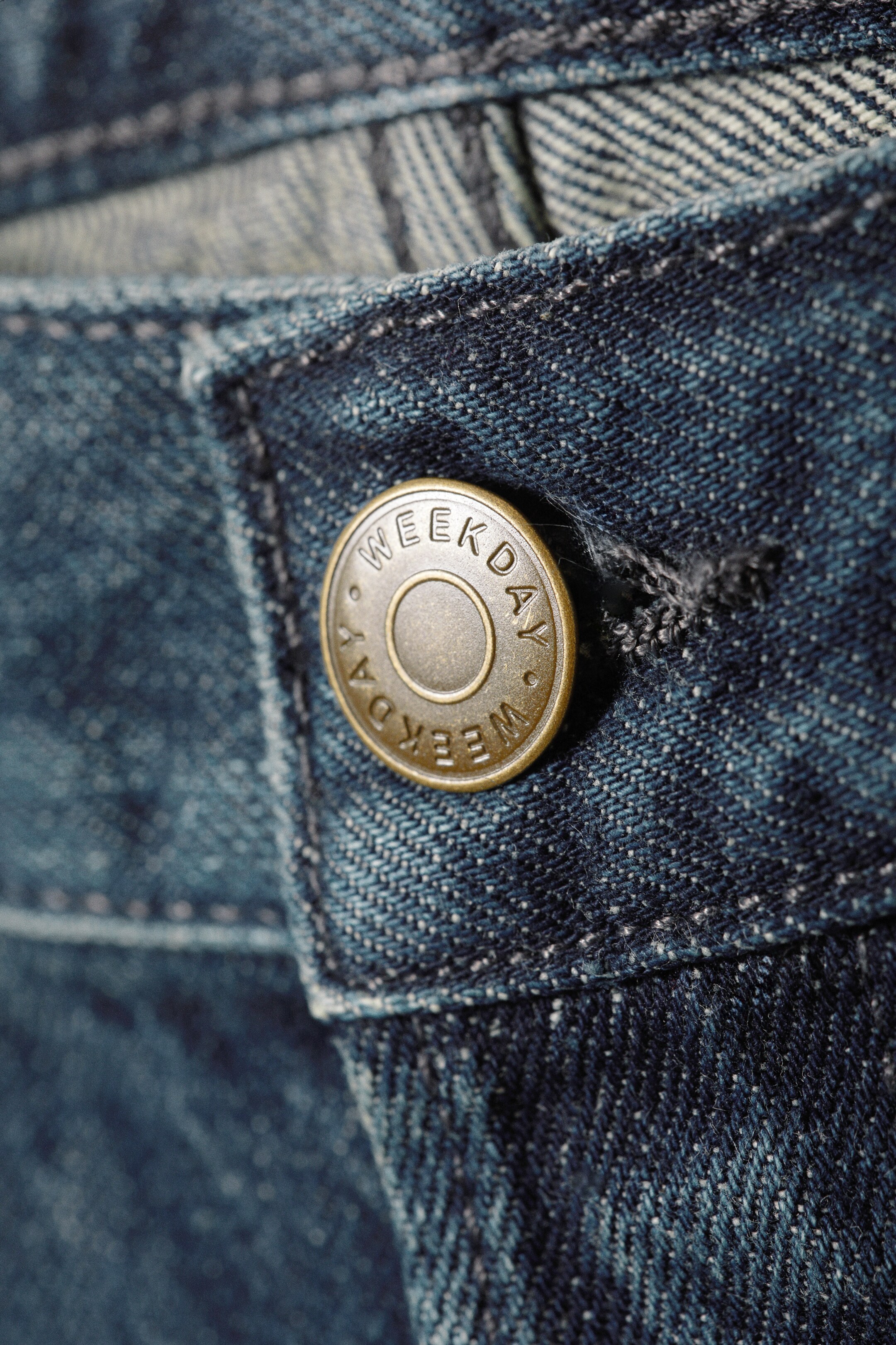 Προβολή μεγαλύτερης εικόνας: Klean Regular Straight Leg Jeans - Deep Cyan - Medium Blue - Men | H&M GR 2