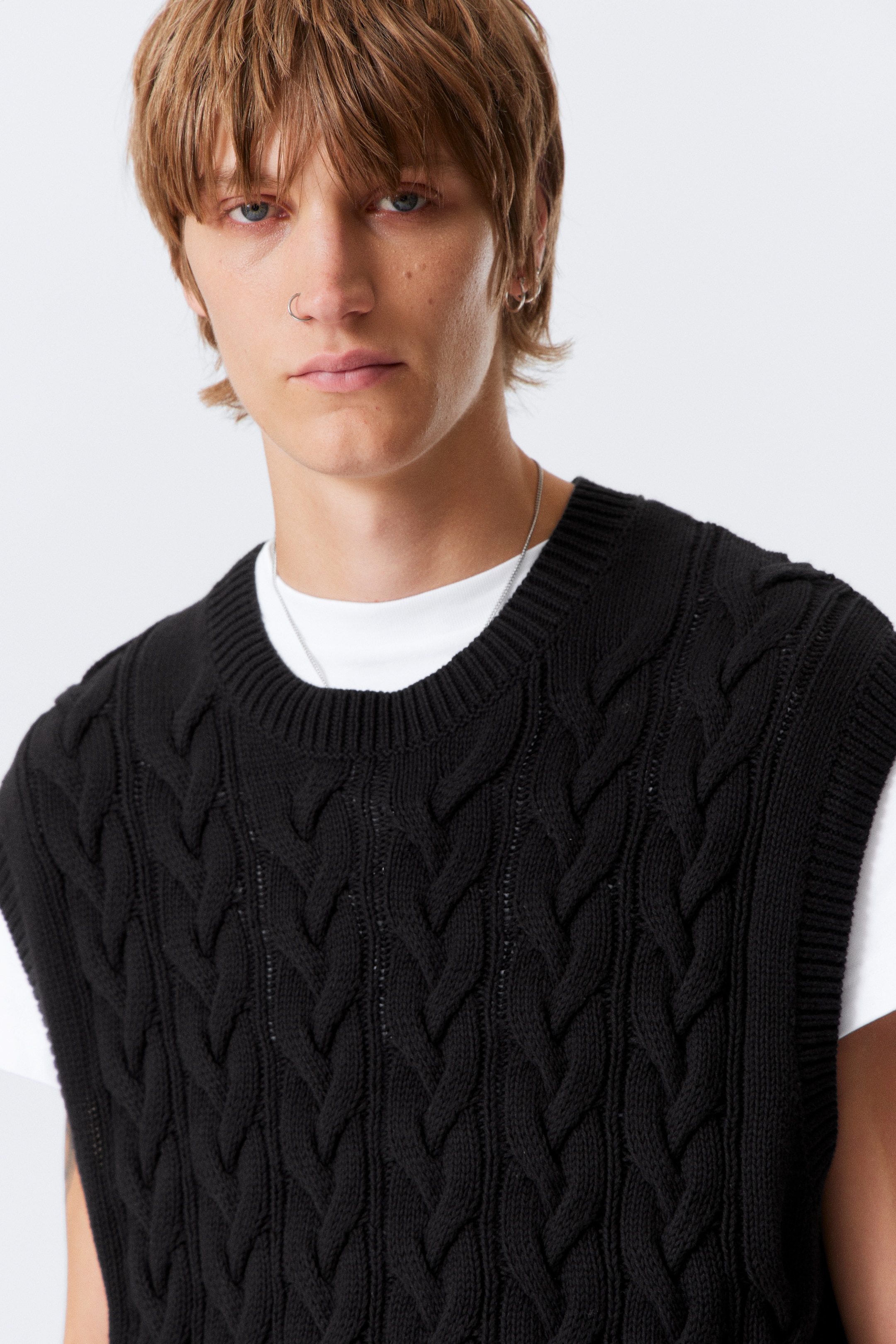 Se større billede: Kabelstrikket bomuldsvest - Black - HERRE | H&M DK 3