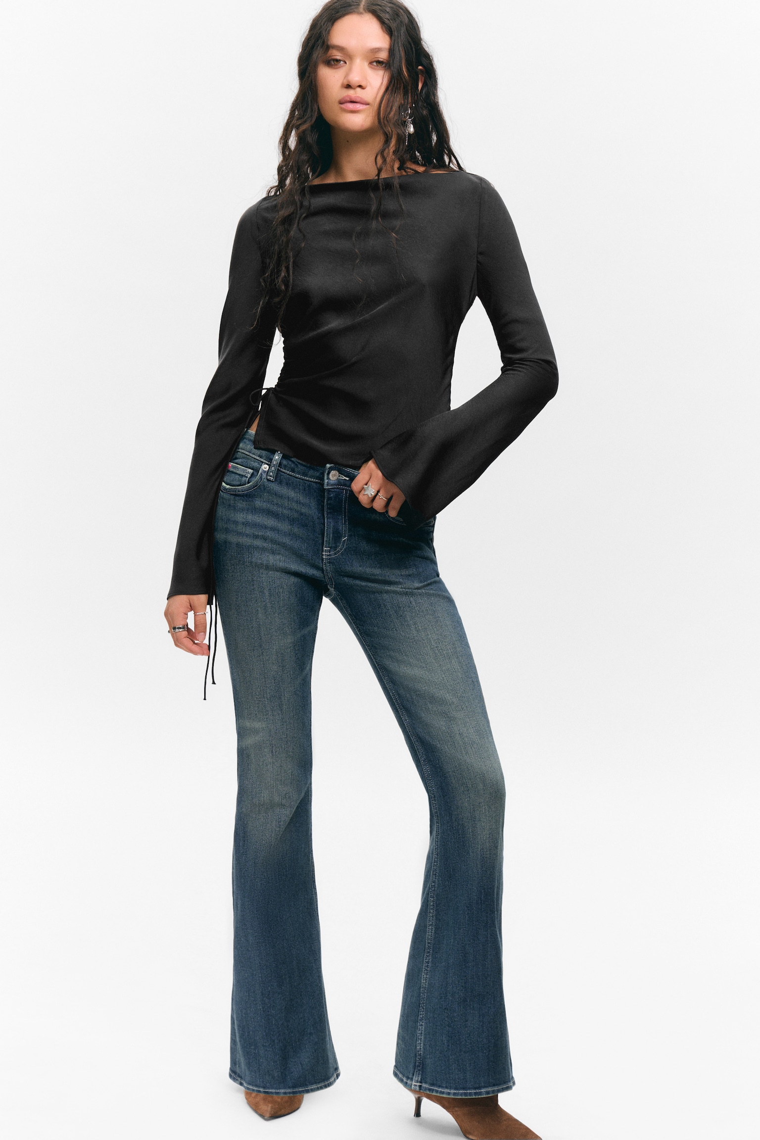 Ruched Boat-Neck Trumpet Sleeve Top - Black - 5