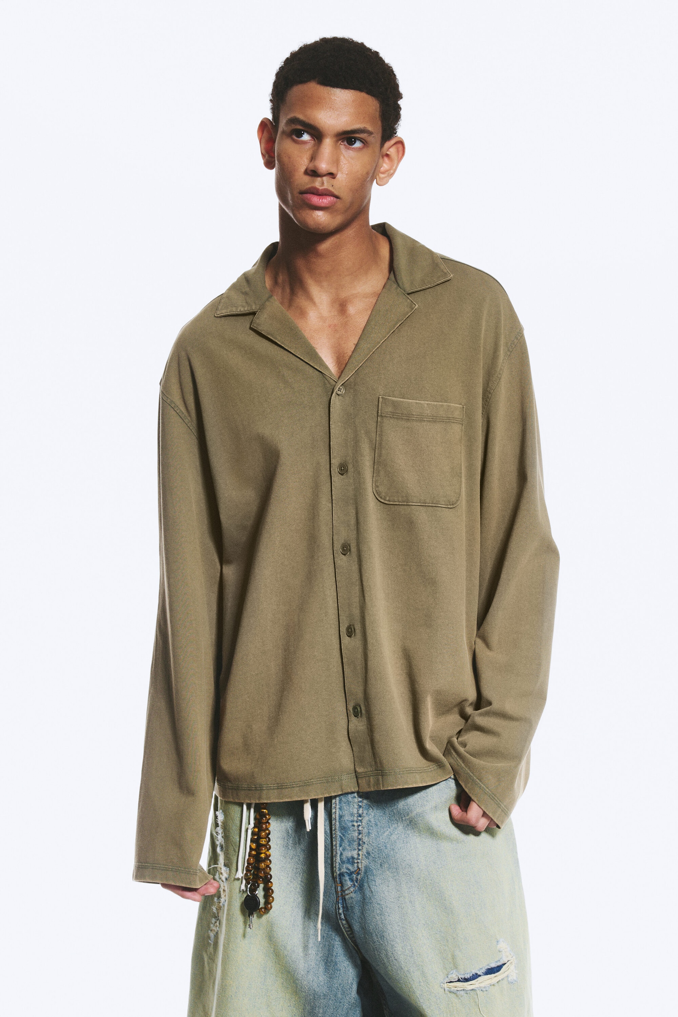 Staubiges Khakigrün - Baumwoll-Pyjamahemd - 2
