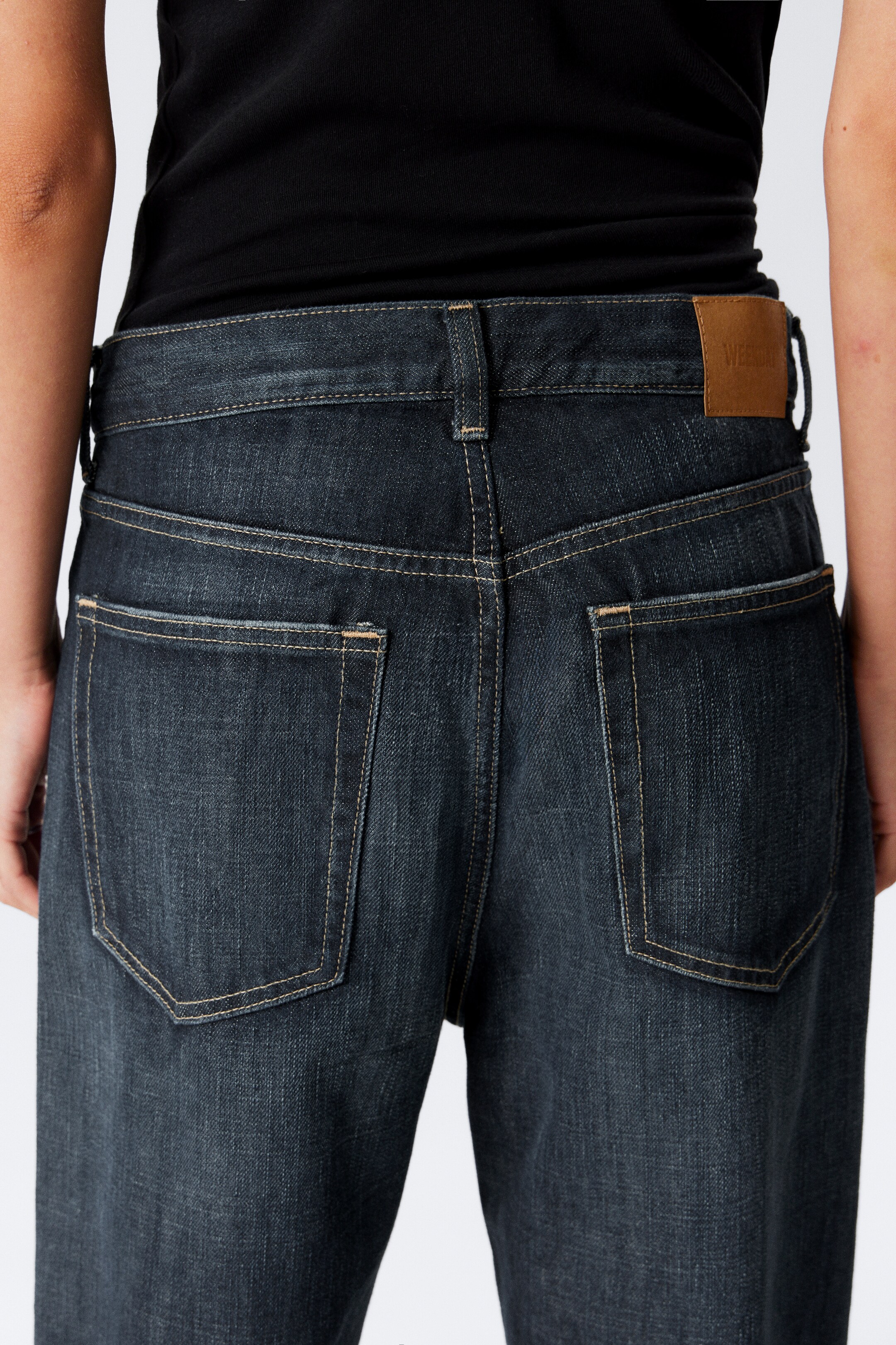 Zobacz większy obraz: Dżinsy Galaxy Loose Straight Leg - Deep Sea Blue - Ciemnoniebieski - ON | H&M PL 6