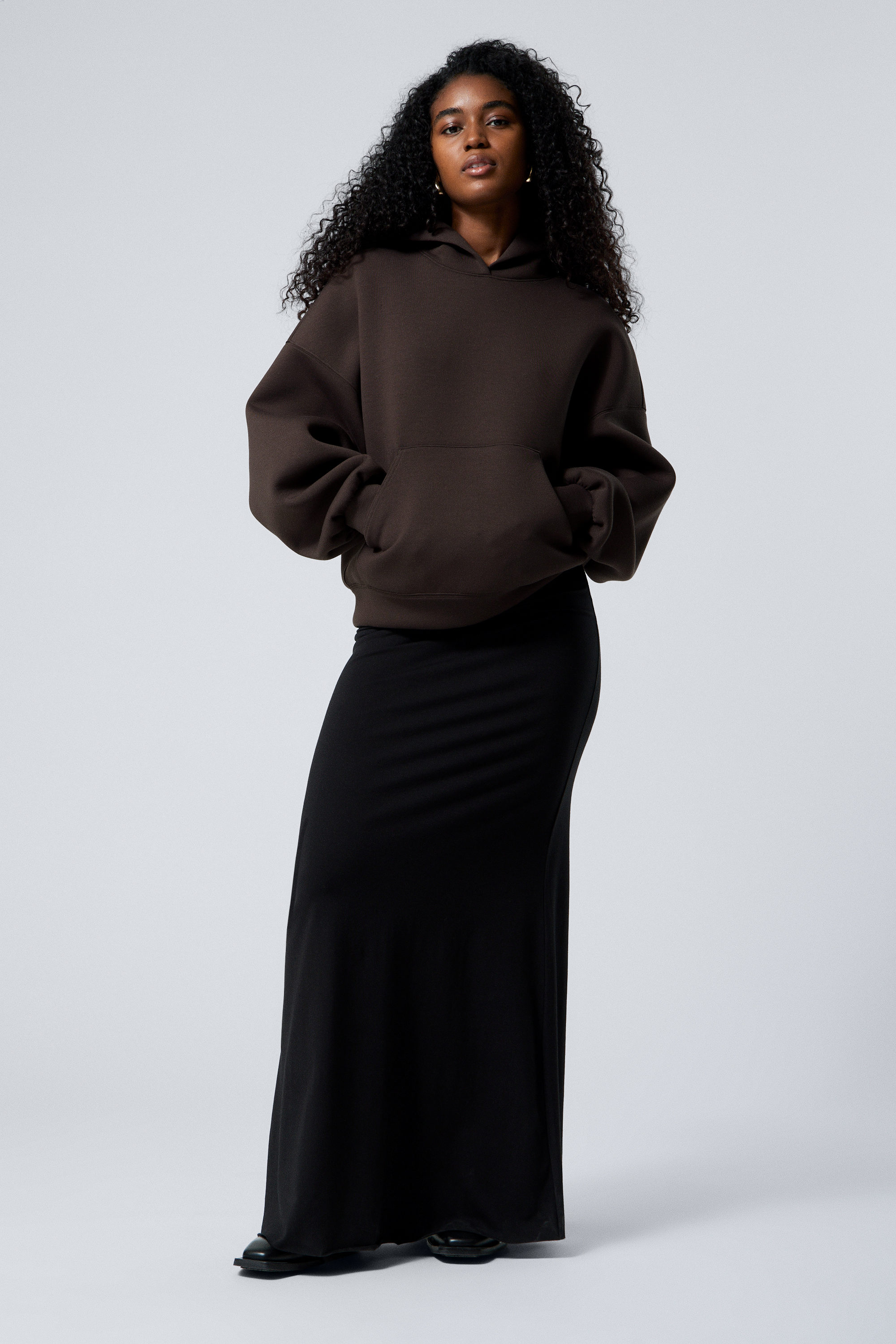 Dunkelbraun - Scuba-Hoodie mit Oversize-Passform - 2