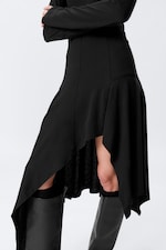 Zwart - Asymmetrische midi-jurk met lange mouwen - 2