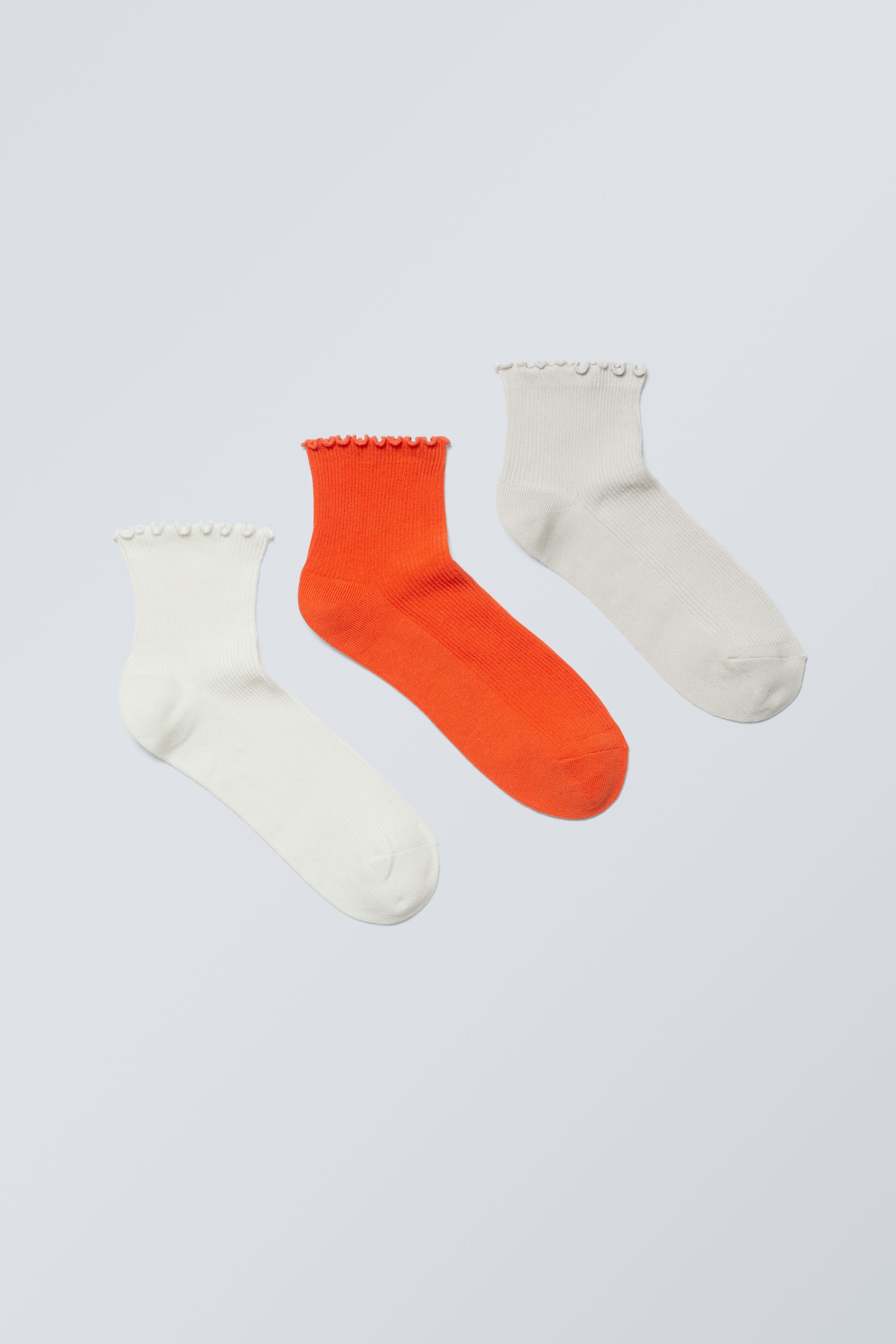 Orangefarbene Akzente - 3er-Pack kurze Rüschensocken - 0