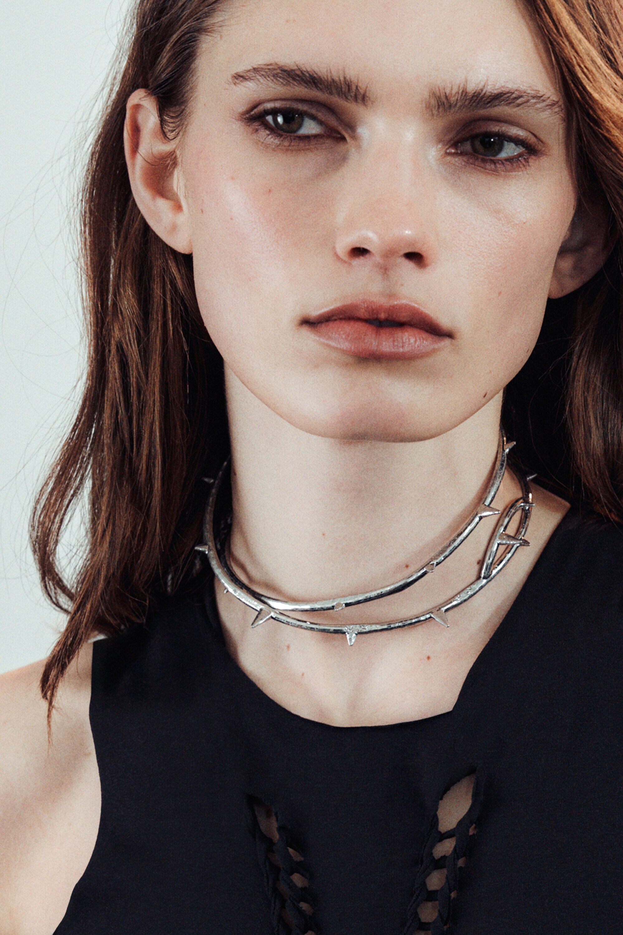 thorn choker necklace - Dusty Light/Grey | Weekday WW