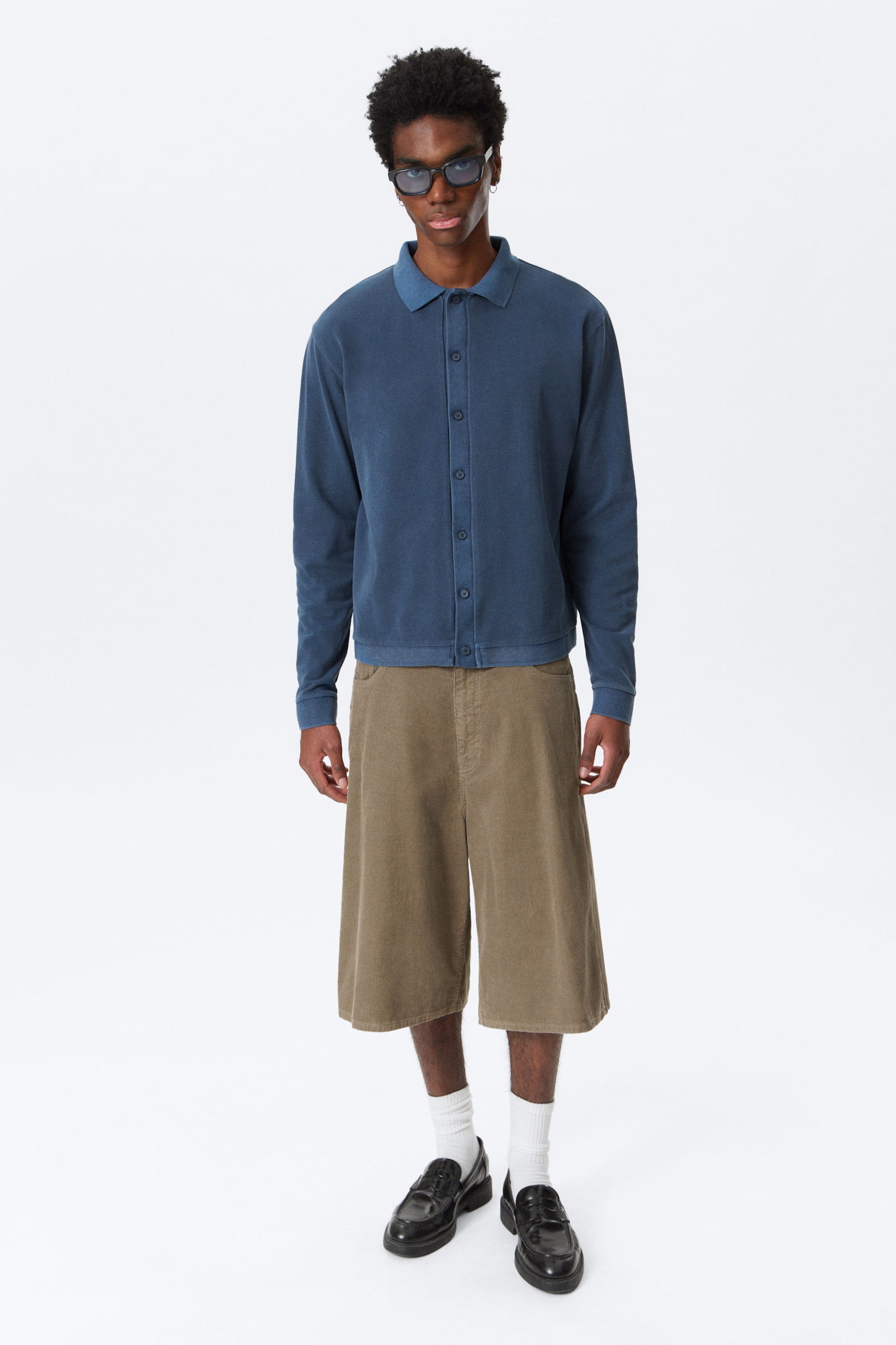 Marineblauw met wassing - Piqué overhemd met knopen en lange mouwen - 2