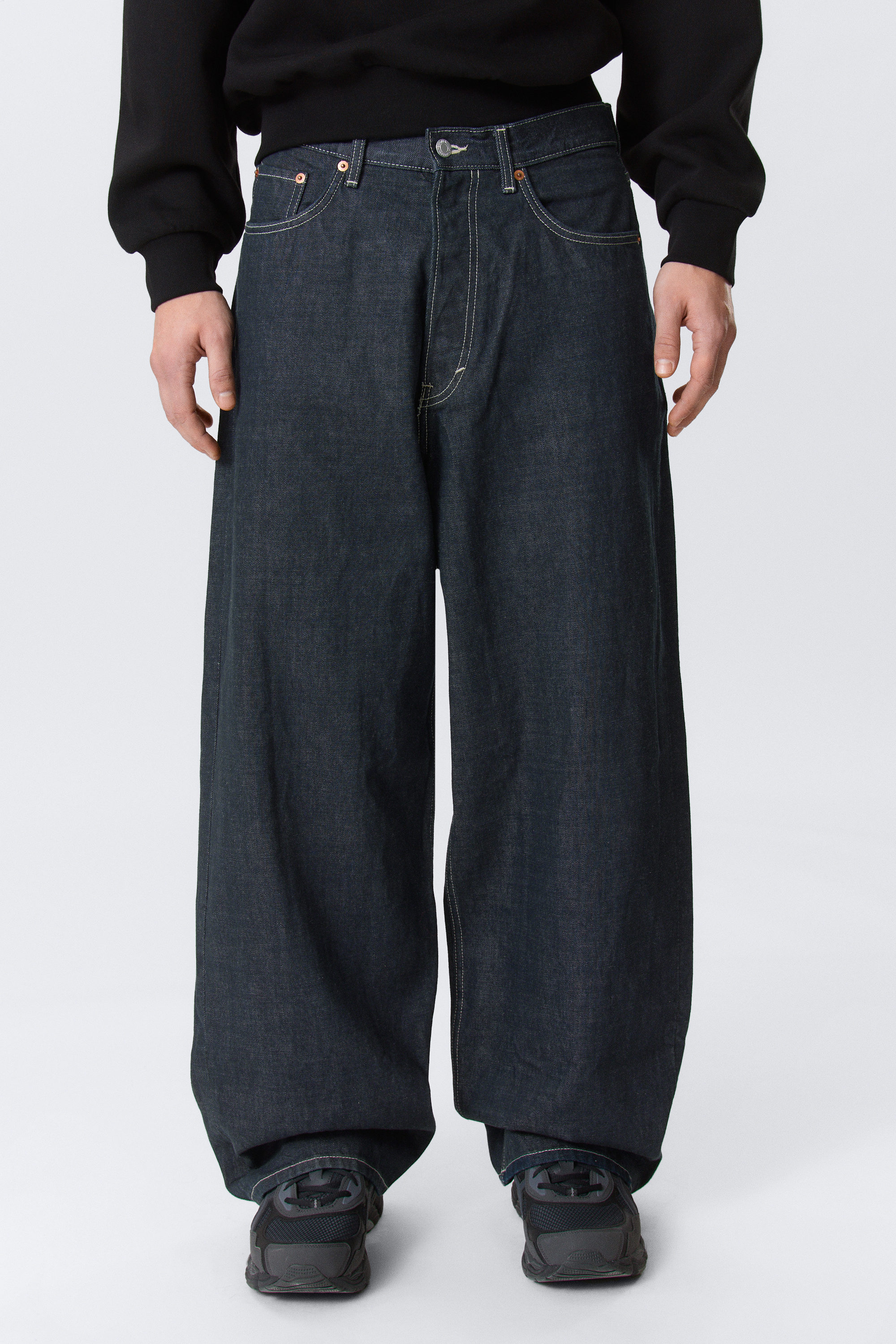 Blue Rinse - Dark Blue - Astro Mid Rise Loose Baggy Leg Jeans - 6