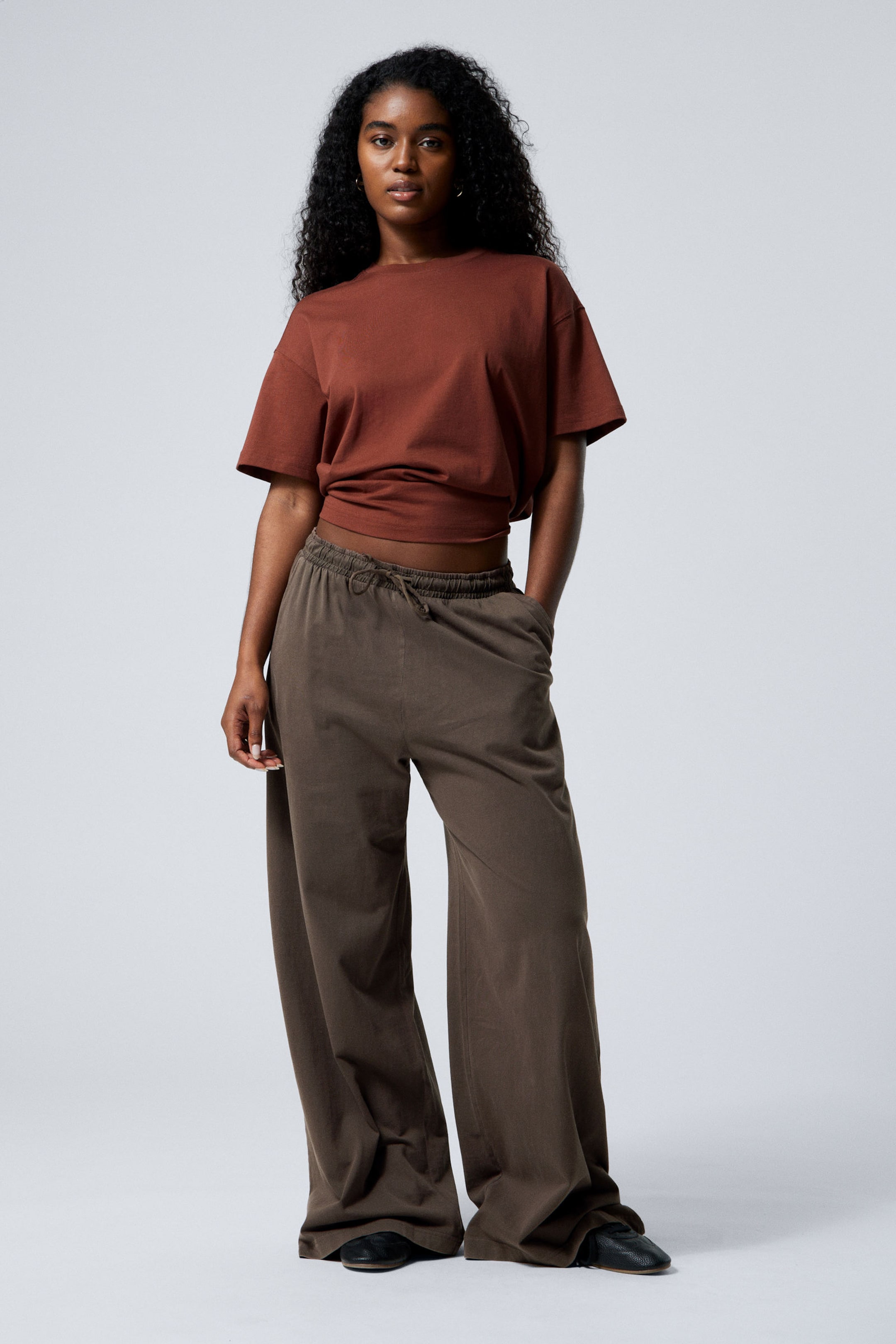 #4F453F - Loose Fit Wide Leg Jersey Trousers - 1