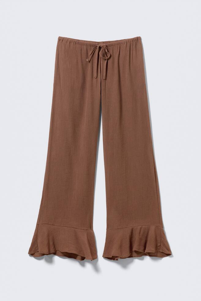 Lockere Hose mit mittlerer Bundhöhe und Volants - Braun/Helles Beige/Beige - Schlangenledermuster - 1