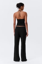 Schwarz - Schmal geschnittenes Neckholder-Top aus Baumwolle - 2