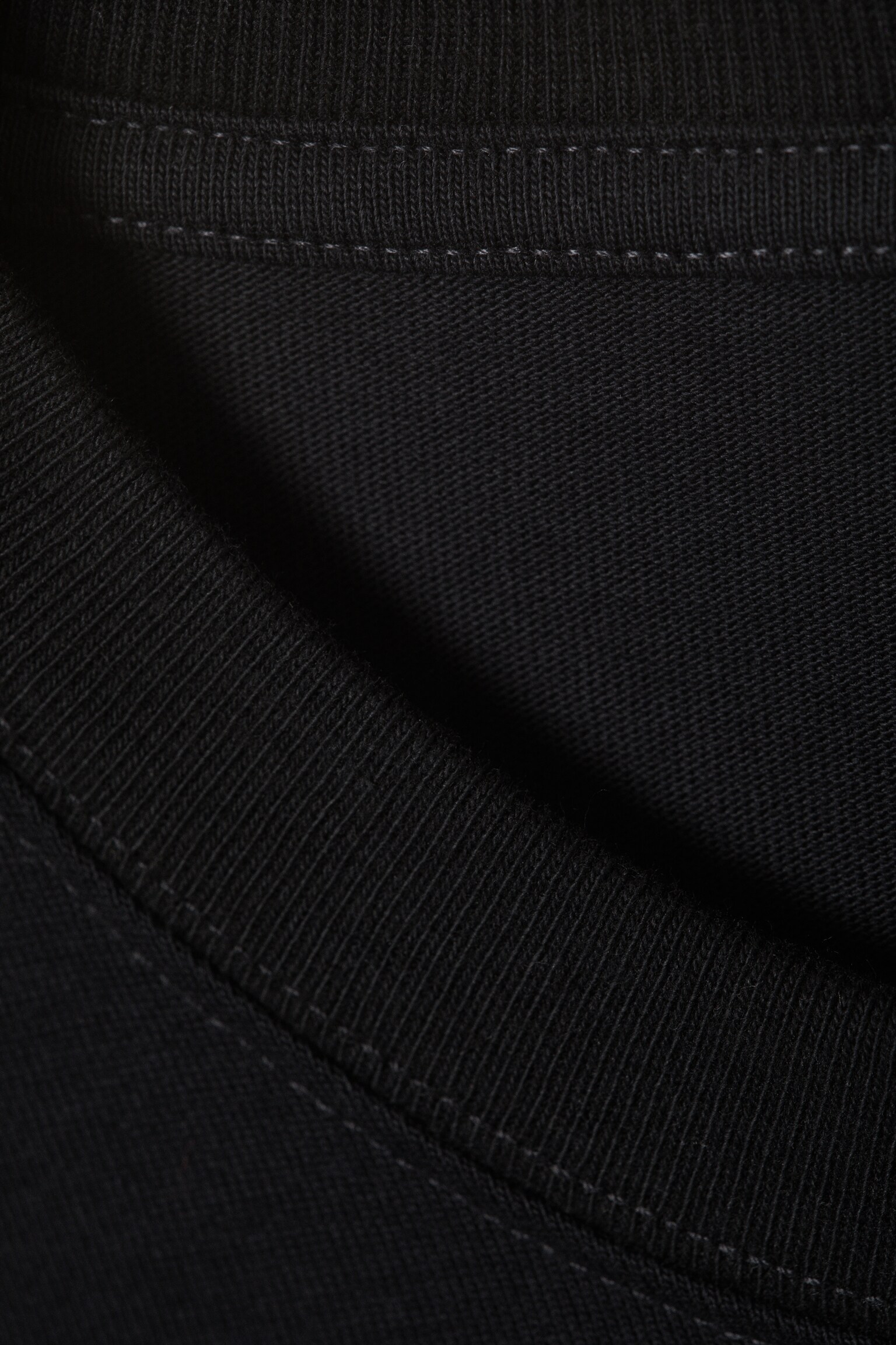 Great Boxy Long Sleeve T-shirt - Black/Dark Brown/Washed Blue/Dark Green/Light Grey Melange/White/Burgundy - 4