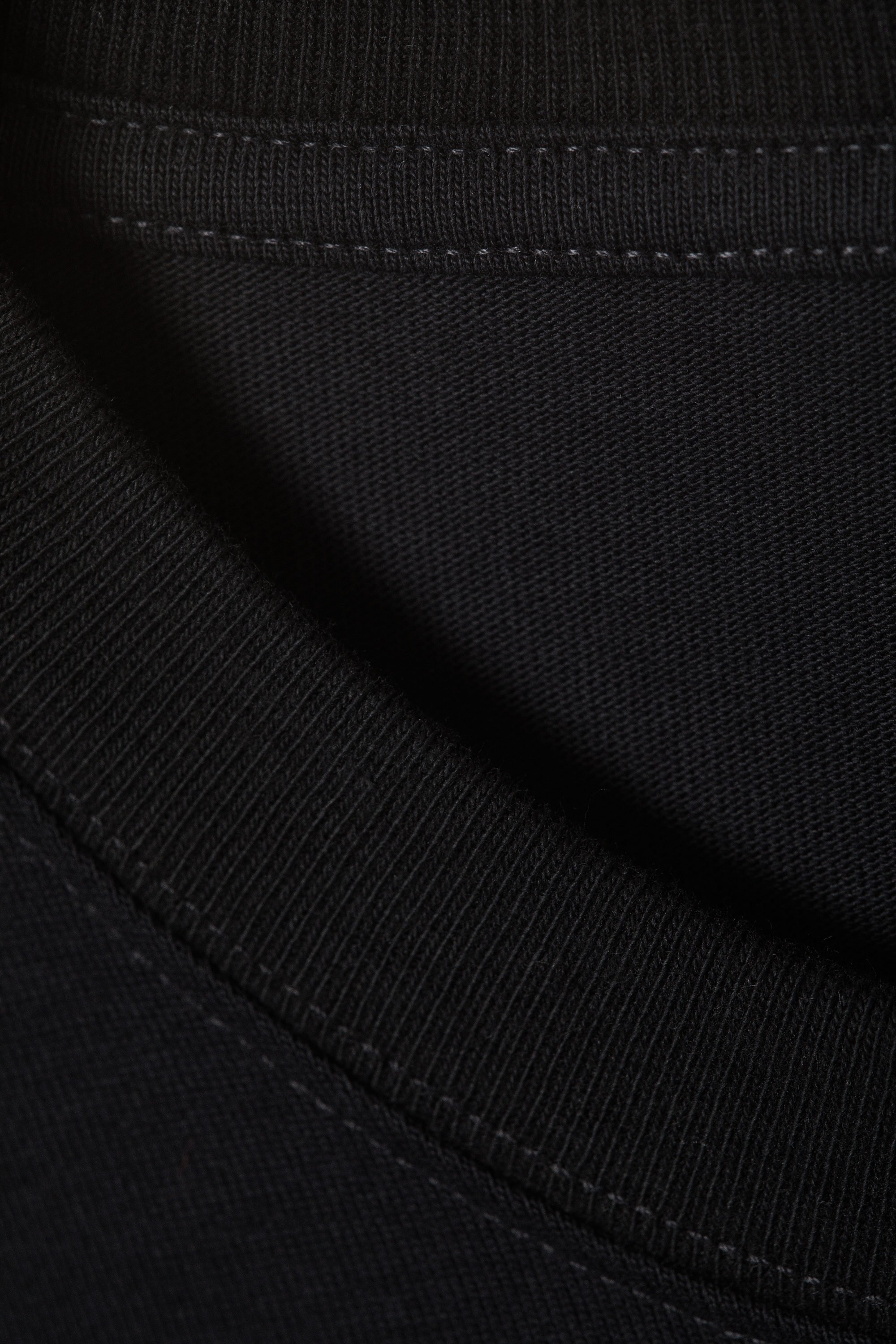 Black - Loose Boxy Long-Sleeved T-shirt - 4