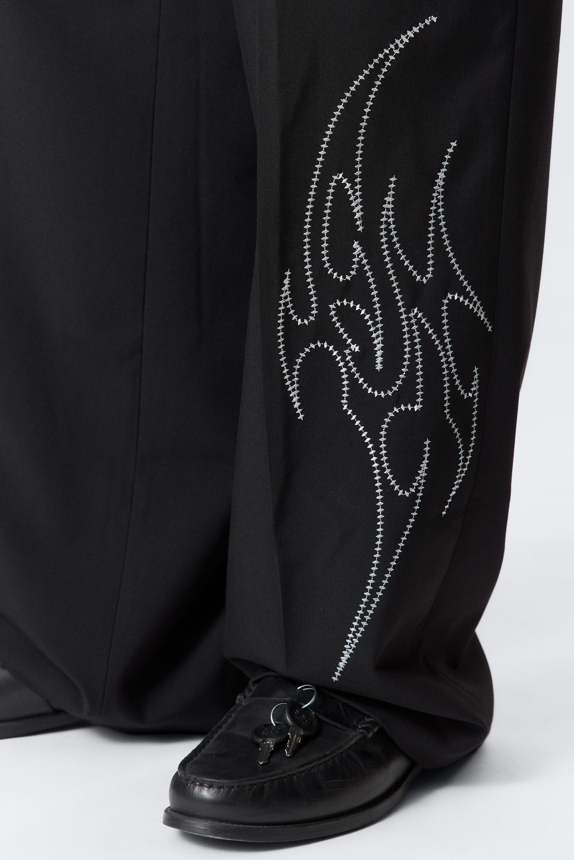 Besticktes Schwarz - Uno - Locker geschnittene Anzughose mit Stickerei - 4