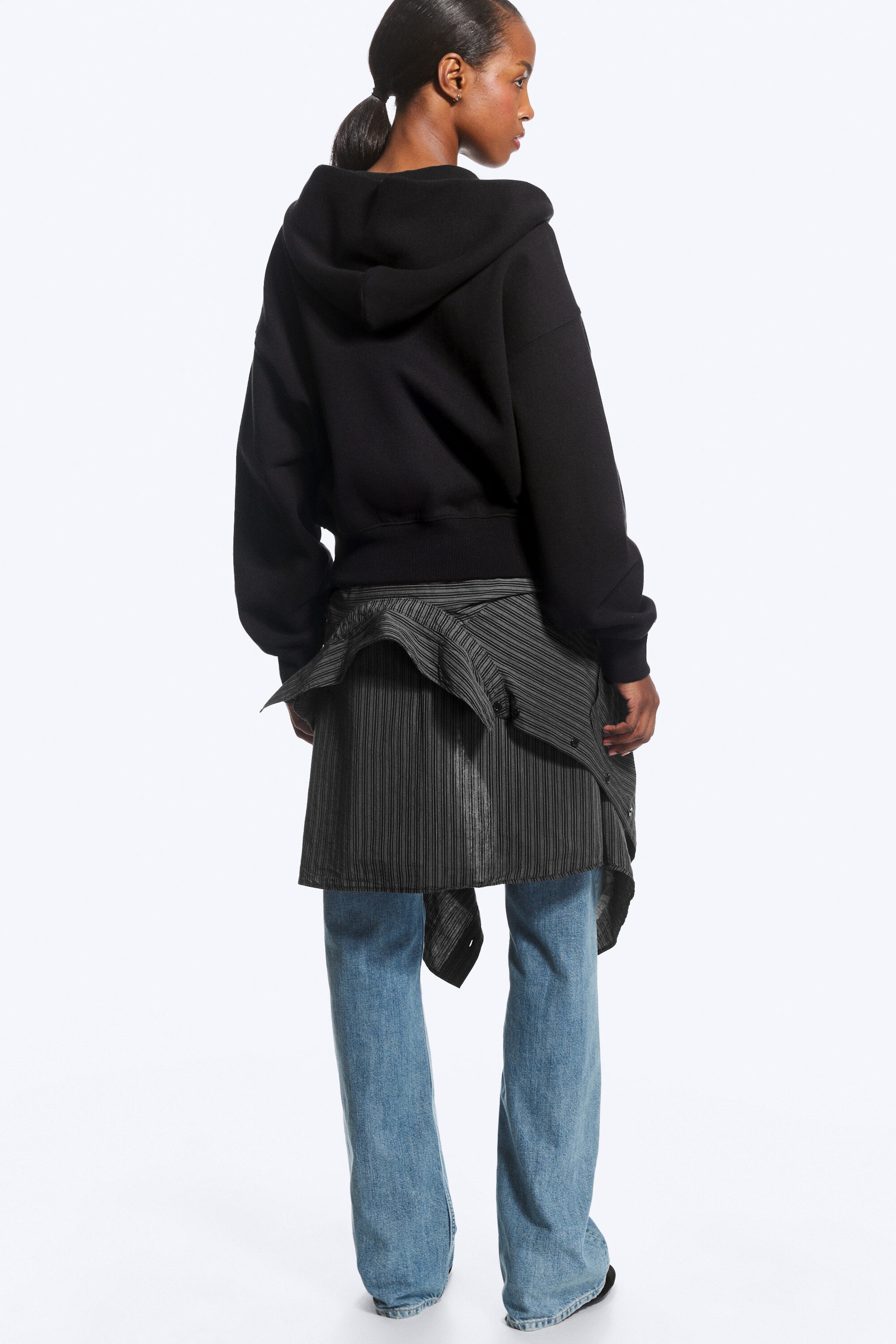 Black - Cropped Boxy Zip Hoodie - 6