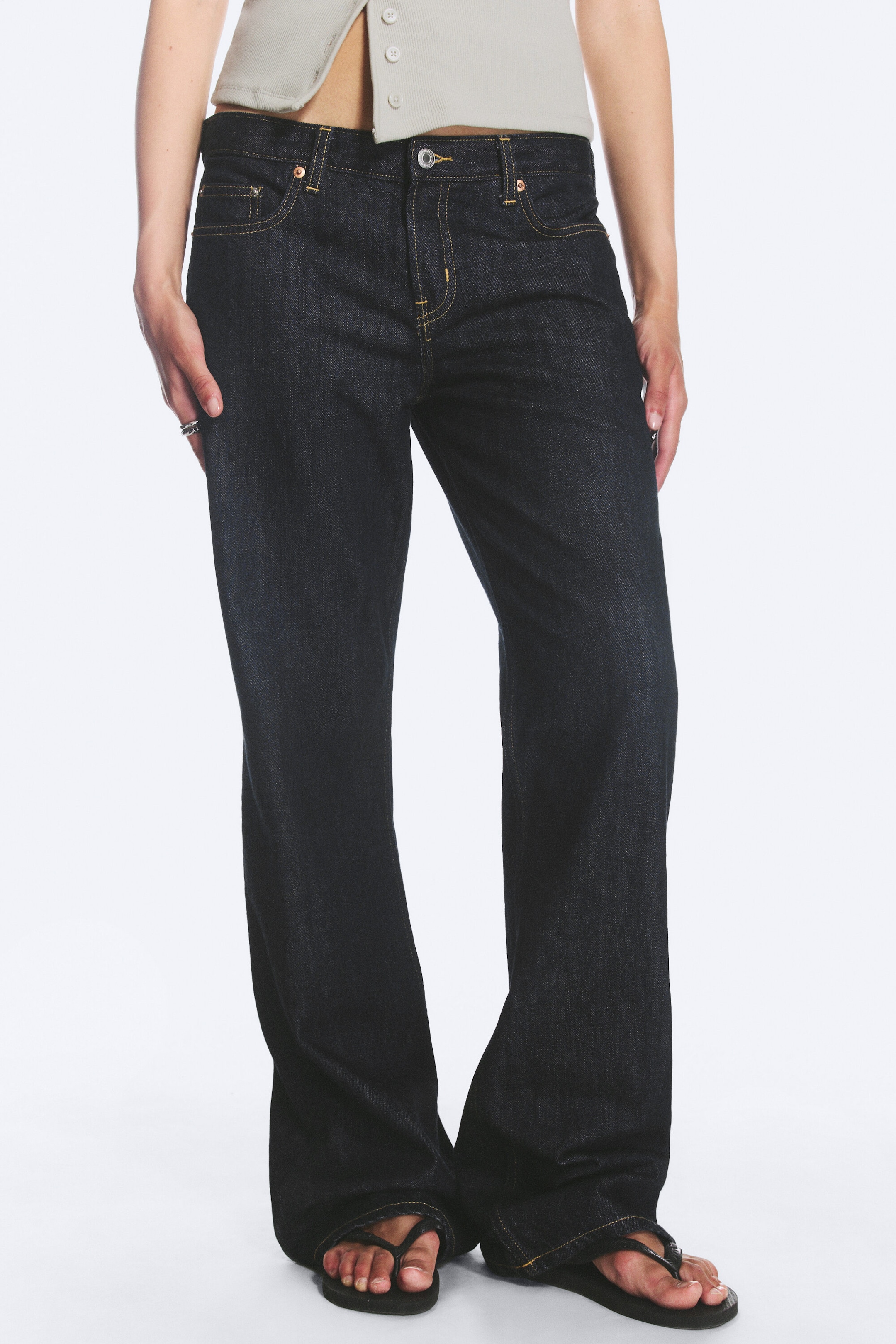 Blue Rinse - Dark Blue - Aura Low Rise Relaxed Bootcut Jeans - 2