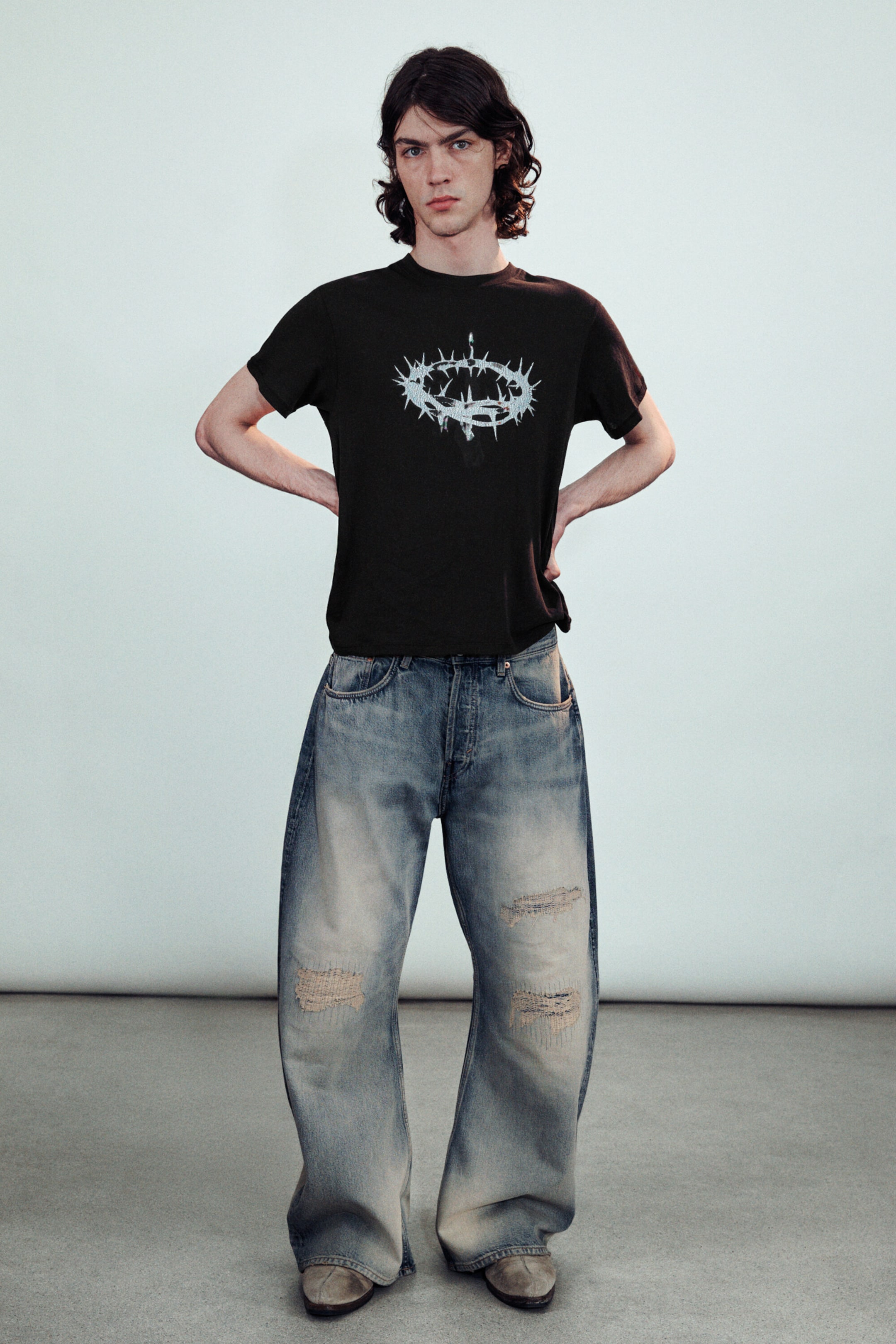 Black - Thorn Crown - Short-Sleeved Printed T-shirt - 2