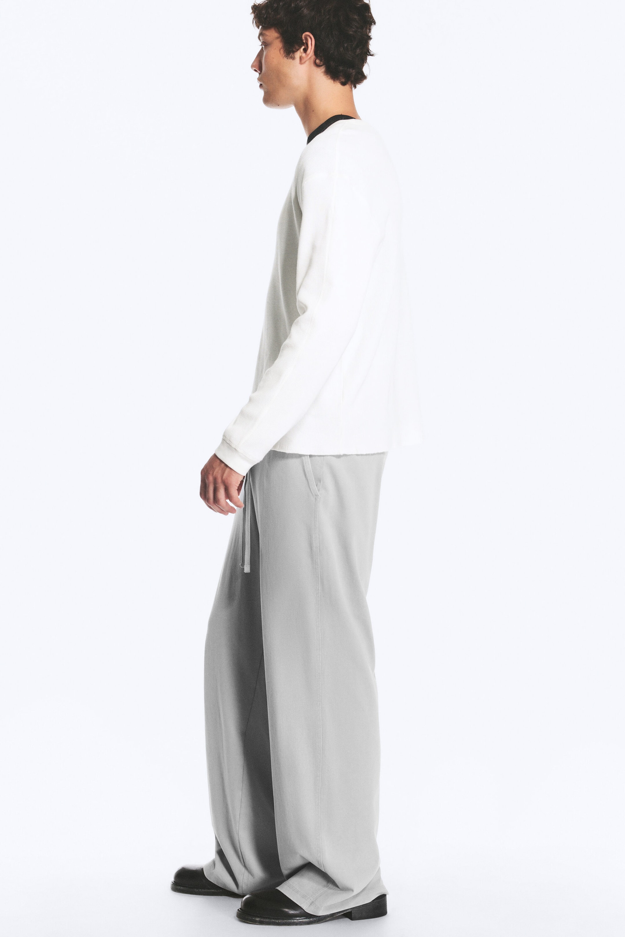 Gris poudré clair - Pantalon lounge large en coton - 2