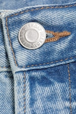 Kimberley Blue - Hellblau - Gravity Short Mid Waist Loose Denim Shorts - 5