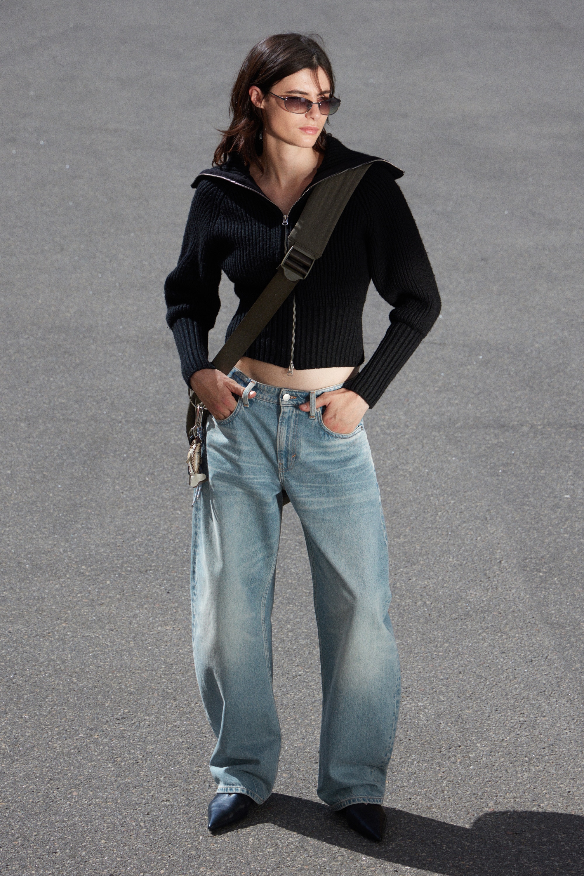 Svetr na zip s žebrováním, úzký střih - Černá/Tmavě modrá