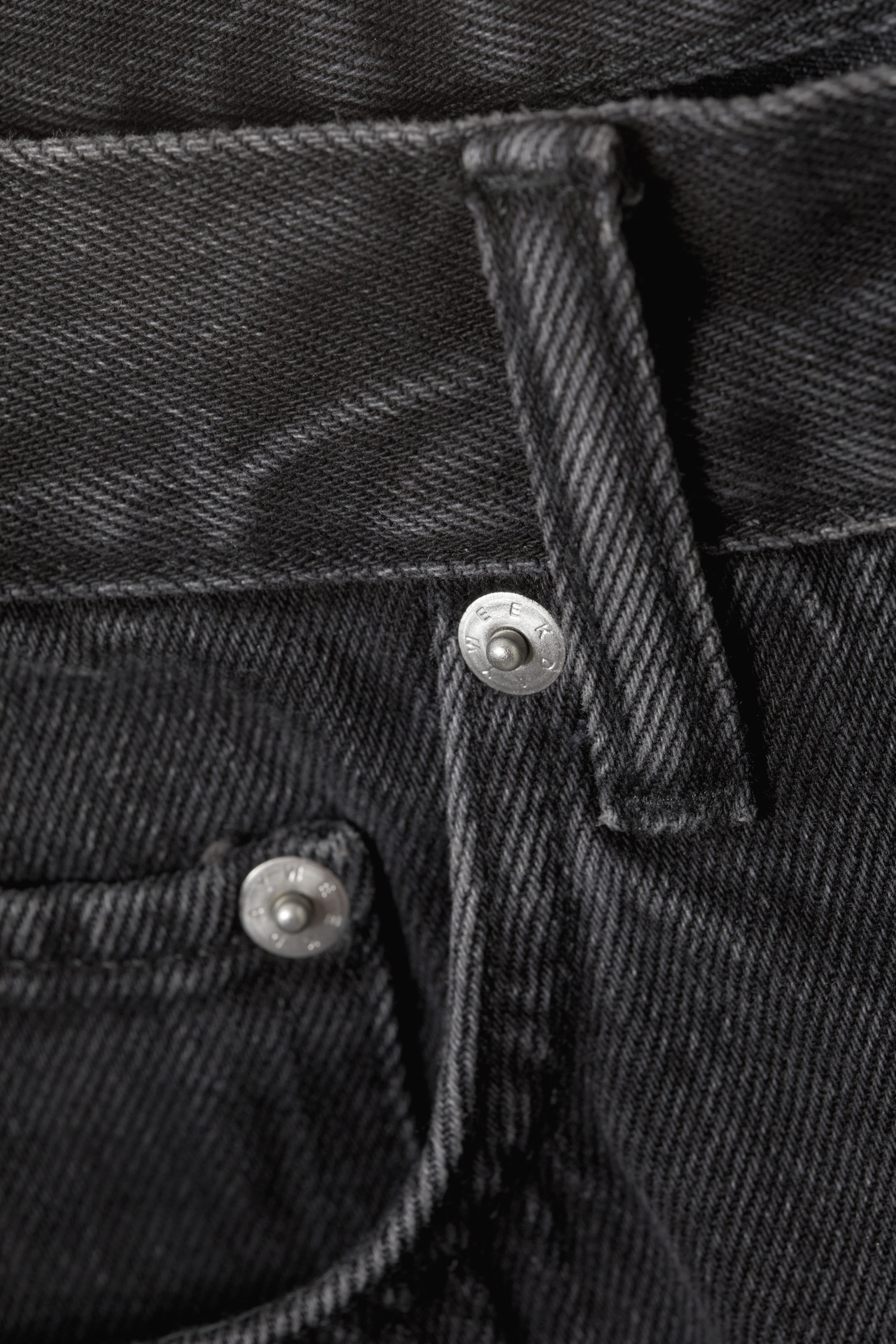 Abgetöntes Schwarz - Astro Mid Waist Loose Baggy Denim Shorts - 2