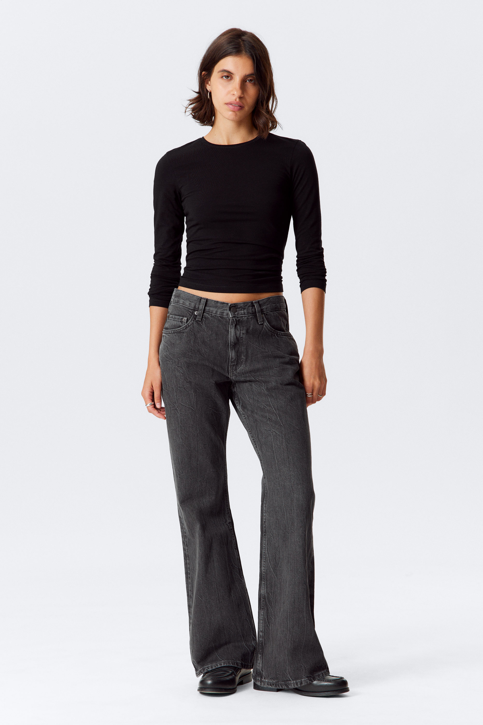 Risso Black - Schwarz - Helix Low Rise Relaxed Flared Leg Jeans - 1