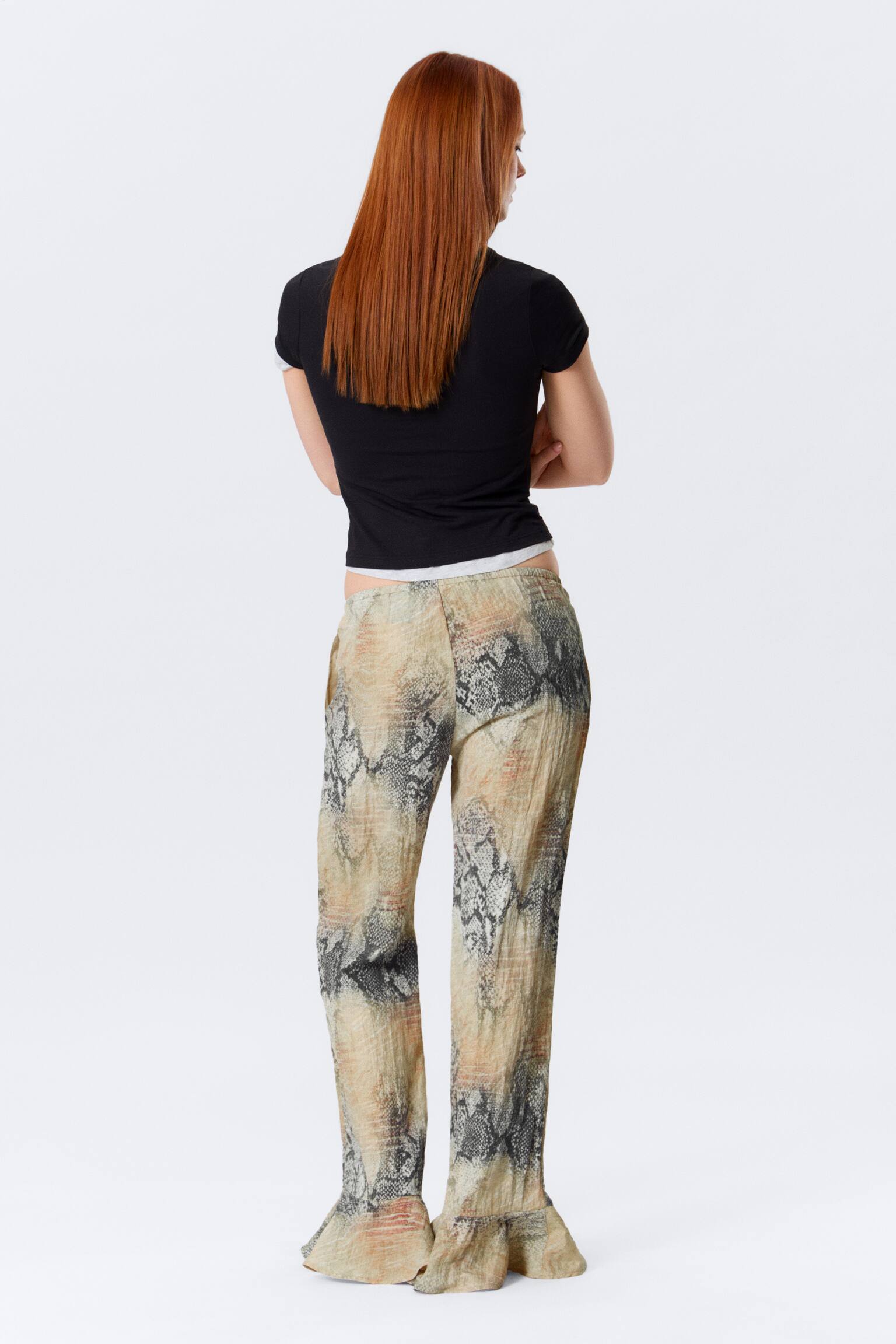 Pantalones con volantes - Beige - Estampado de serpiente - 6