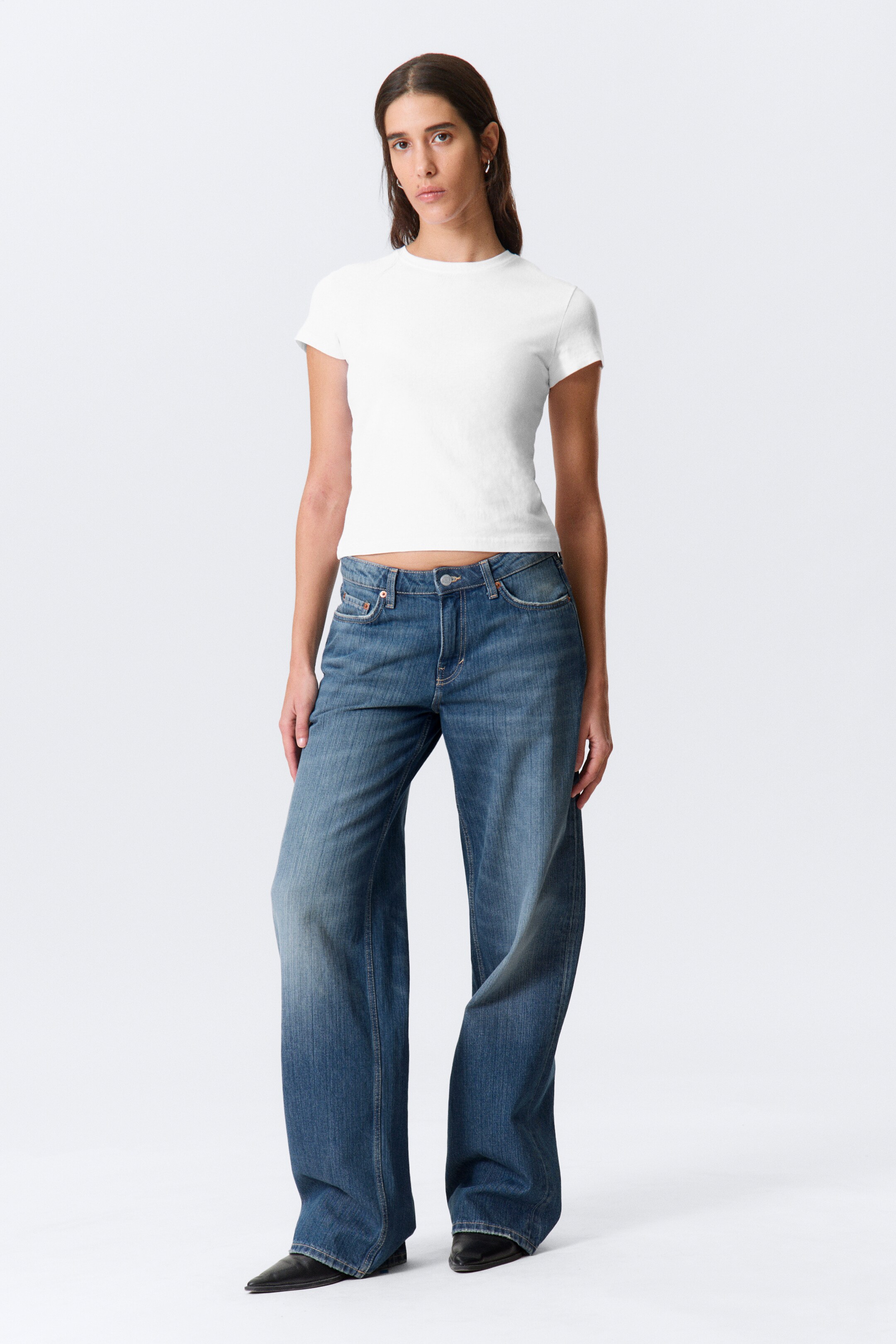 Zobraziť väčší obrázok: Slim Short-Sleeved Cotton T-shirt - biela - ŽENY | H&M SK 2