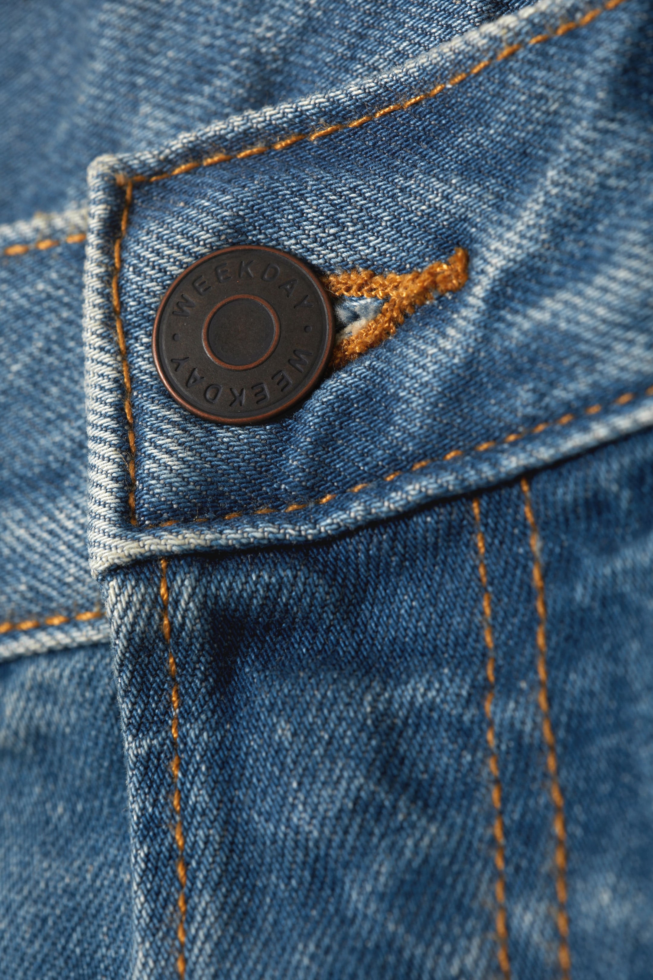 Jackpot Blue - Mittelblau - Time Loose Bootcut Leg Jeans - 1