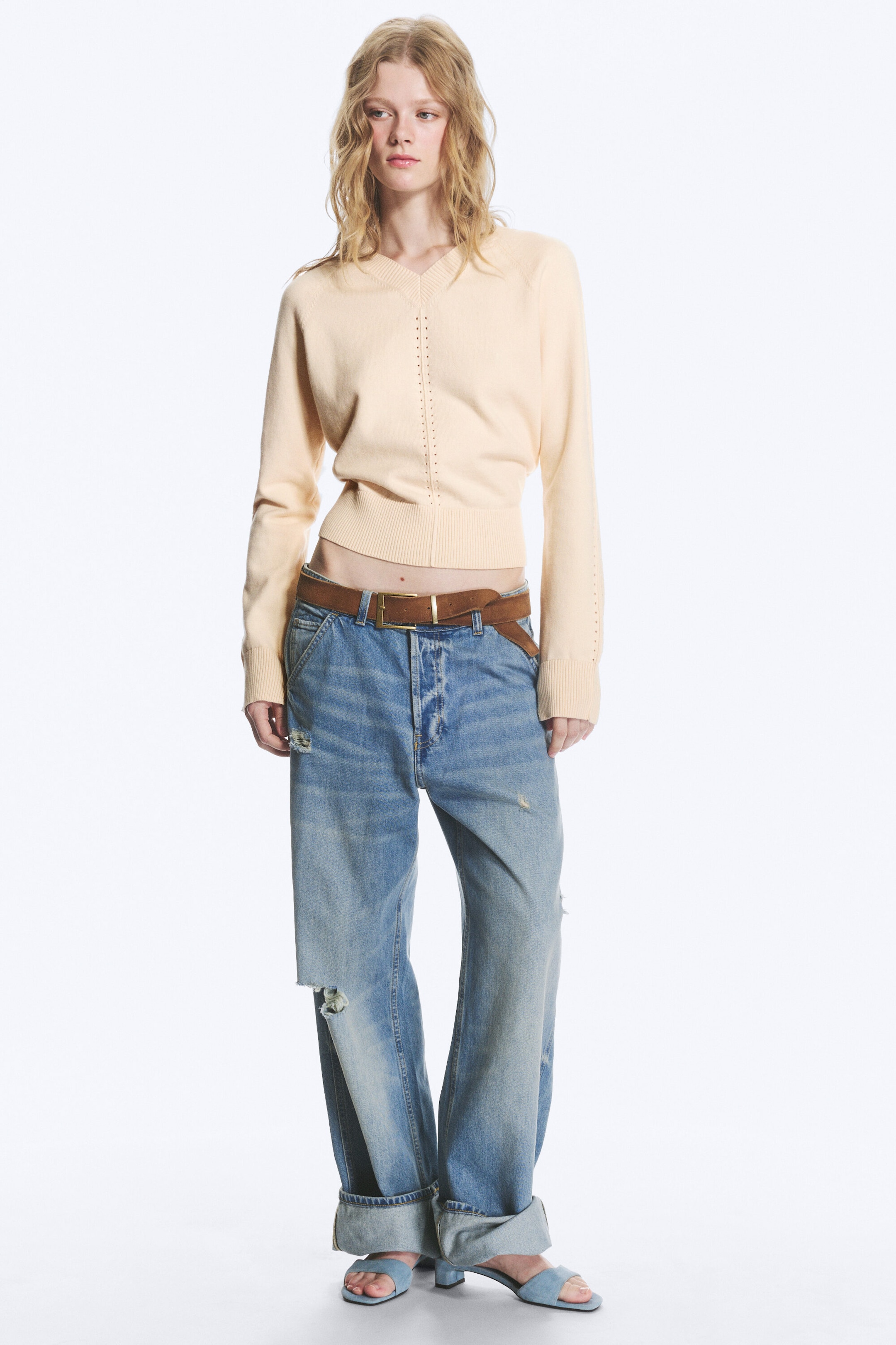 Lys støvet beige - Strikket genser - 2