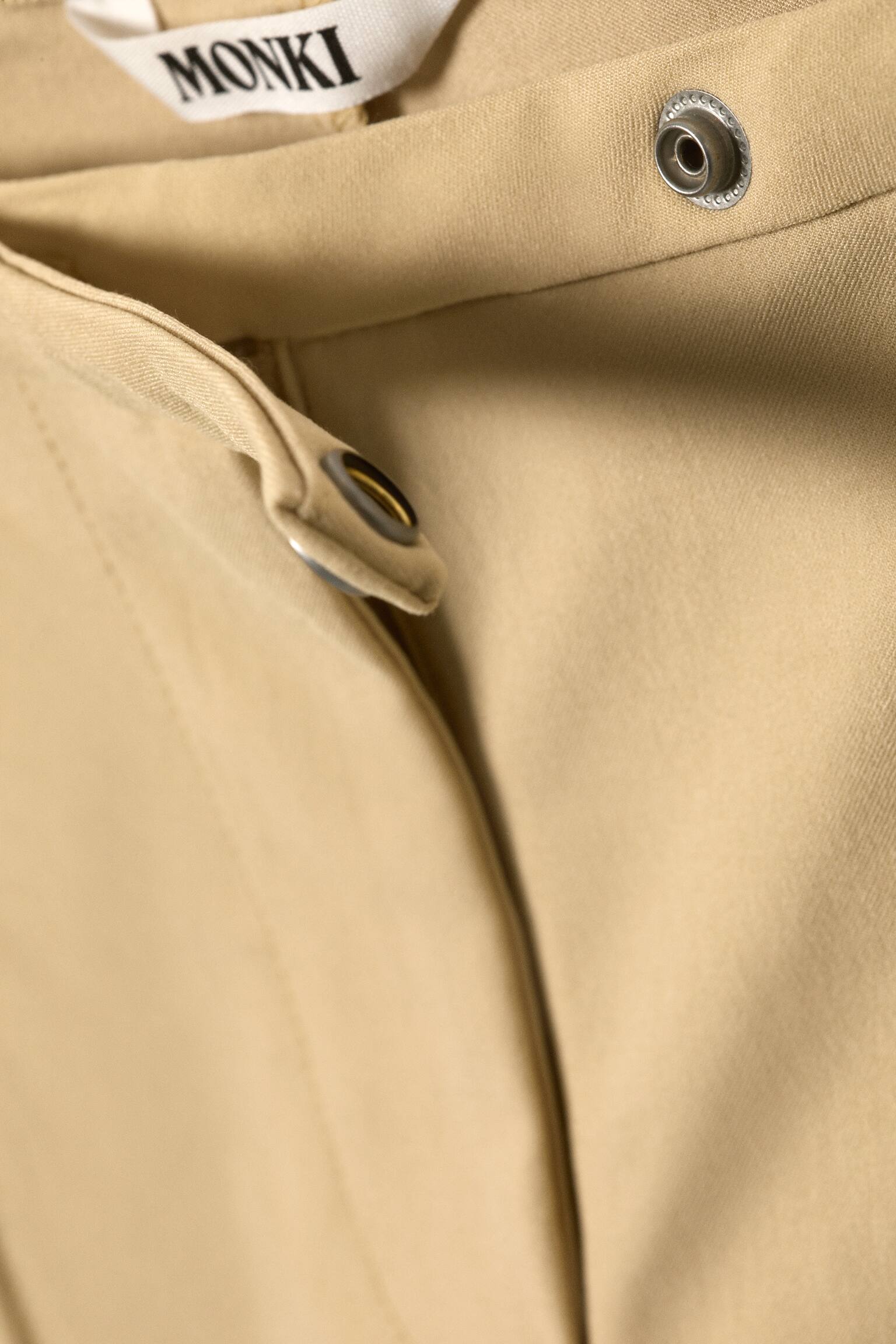 Nohavice s nízkym pásom a rozšírenými nohavicami - Béžová/Tmavozelená khaki/Čierna - 4