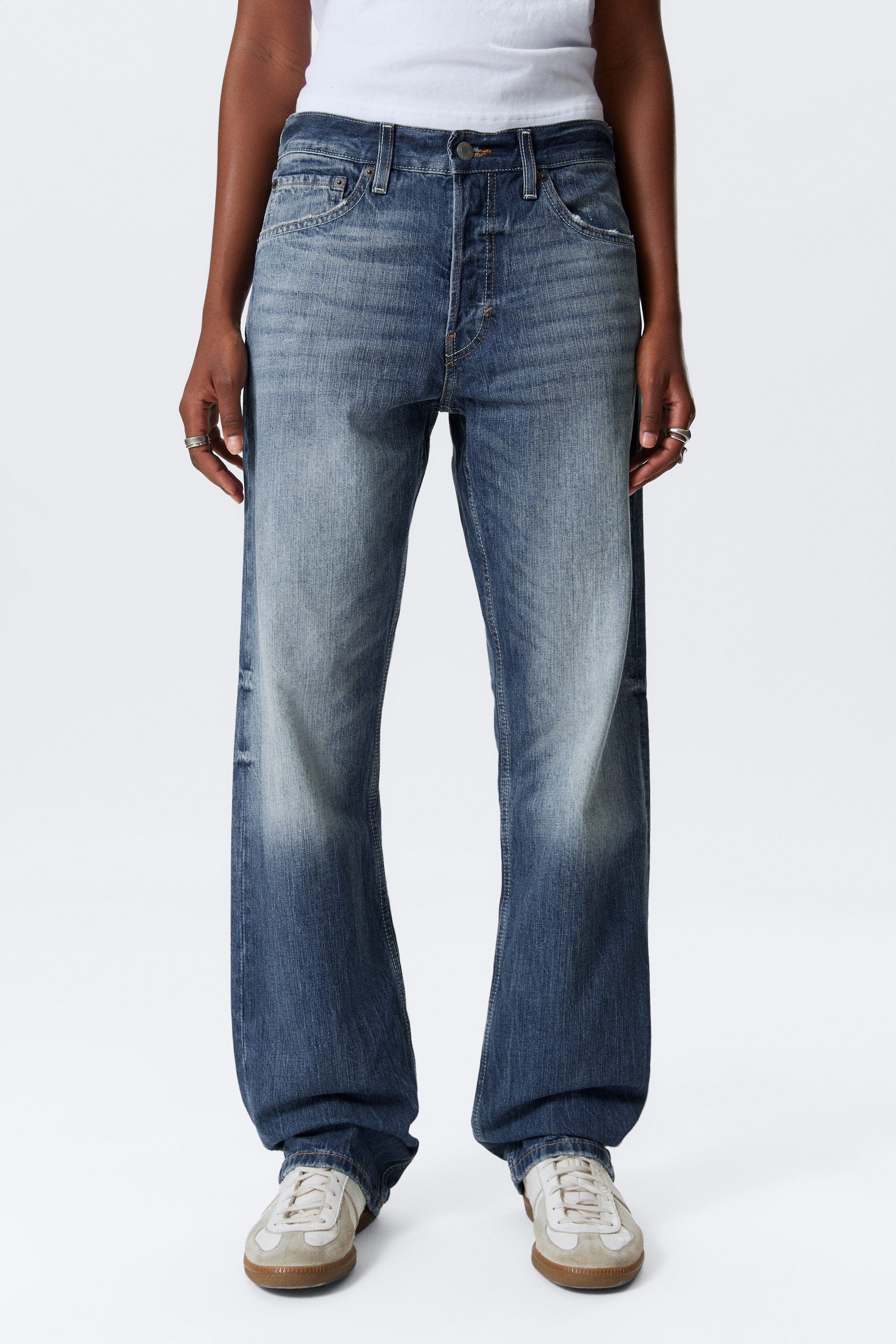 Board Blue - Medium Blue - Orbit Mid Rise Regular Straight Leg Jeans - 2