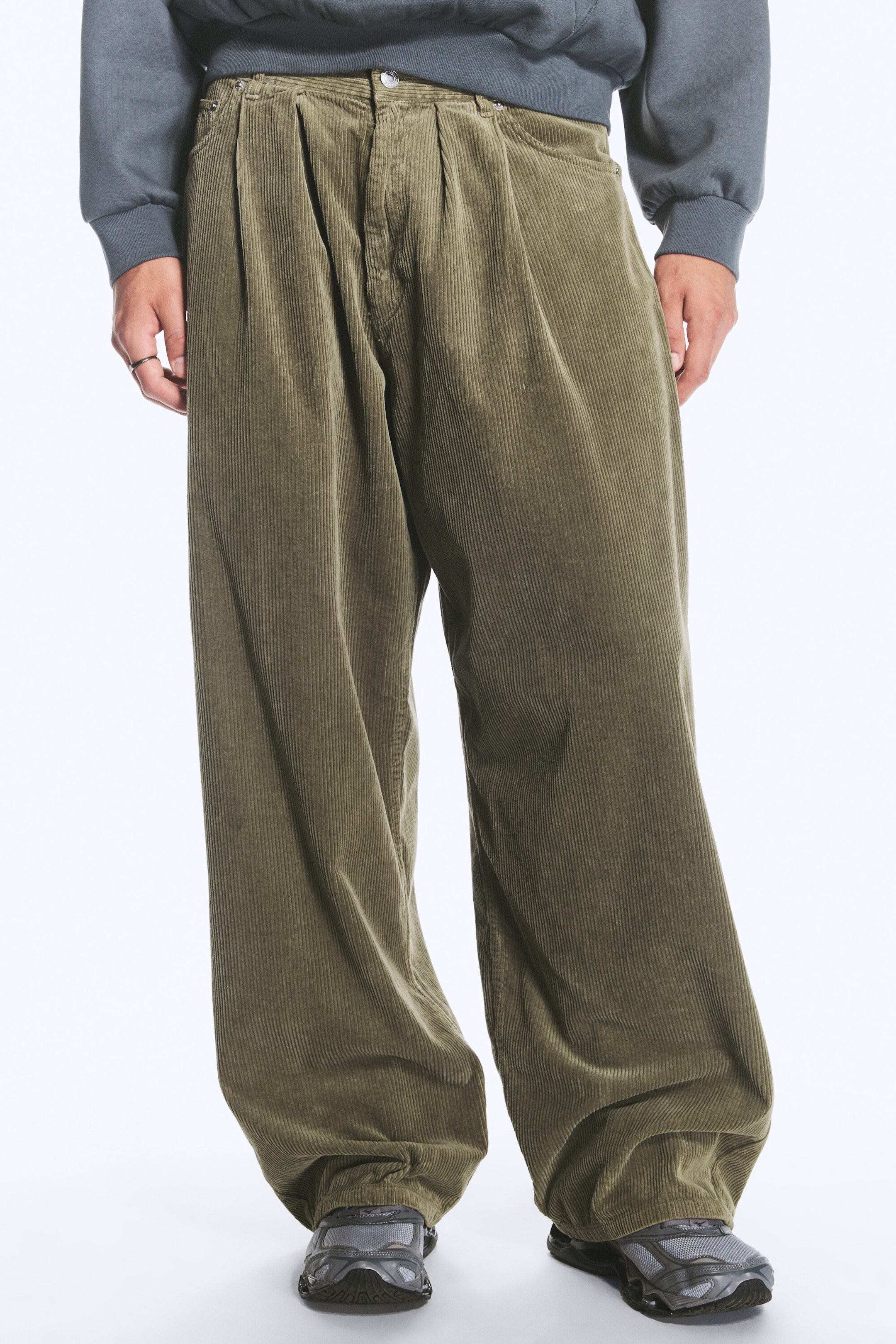 Vert kaki - Pantalon baggy plissé en velours côtelé - 2