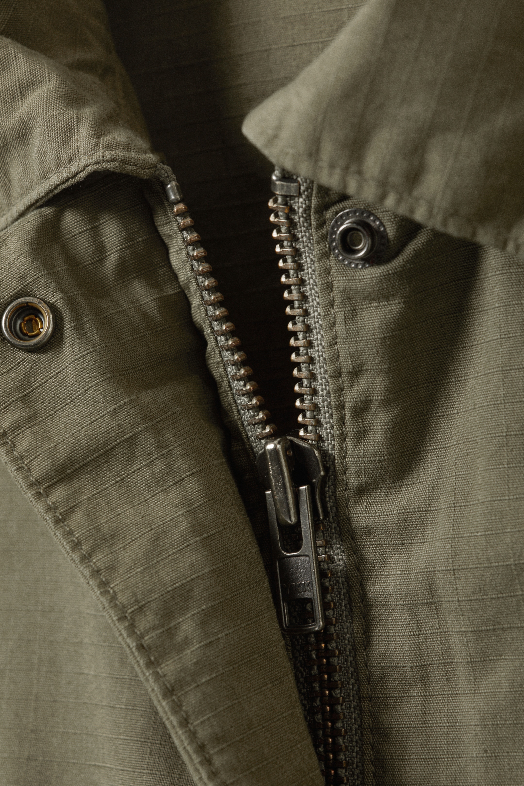 Grotere afbeelding bekijken: Washed Ripstop Jacket - Dark Khaki Green - DAMES | H&M BE 2